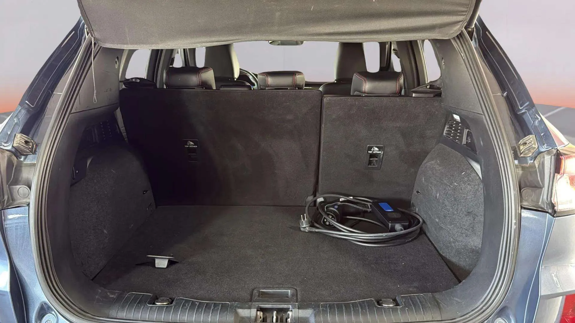 Ford Kuga ST-Line X 2.5 Duratec PHEV - foto 27