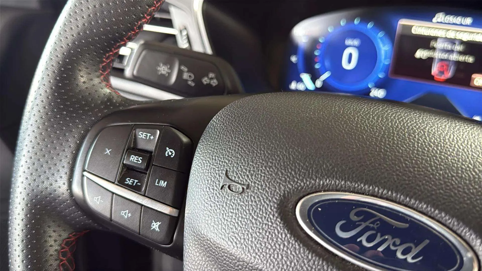Ford Kuga ST-Line X 2.5 Duratec PHEV - foto 16
