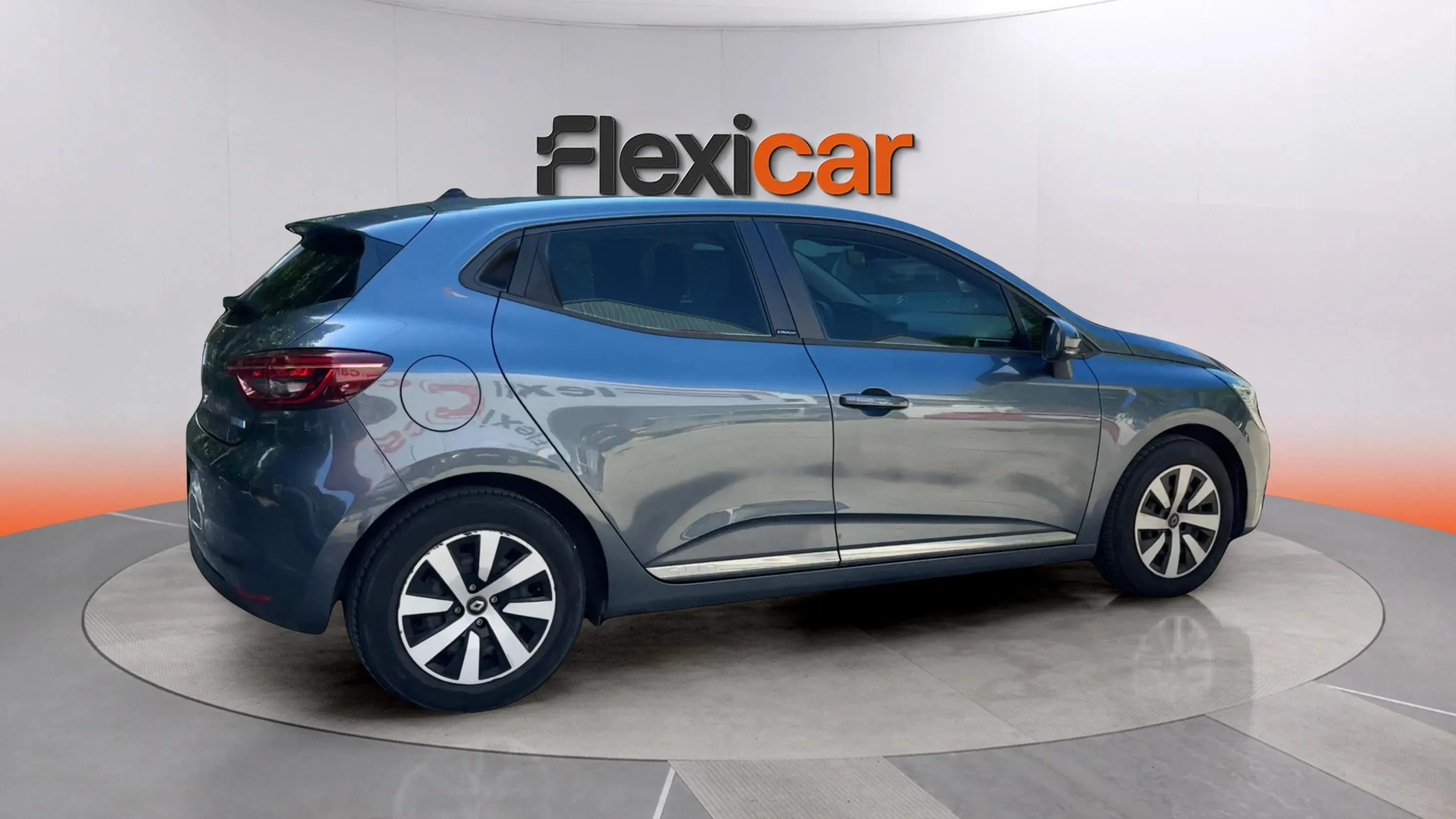 Renault Clio Intens E-Tech Híbrido - foto 6