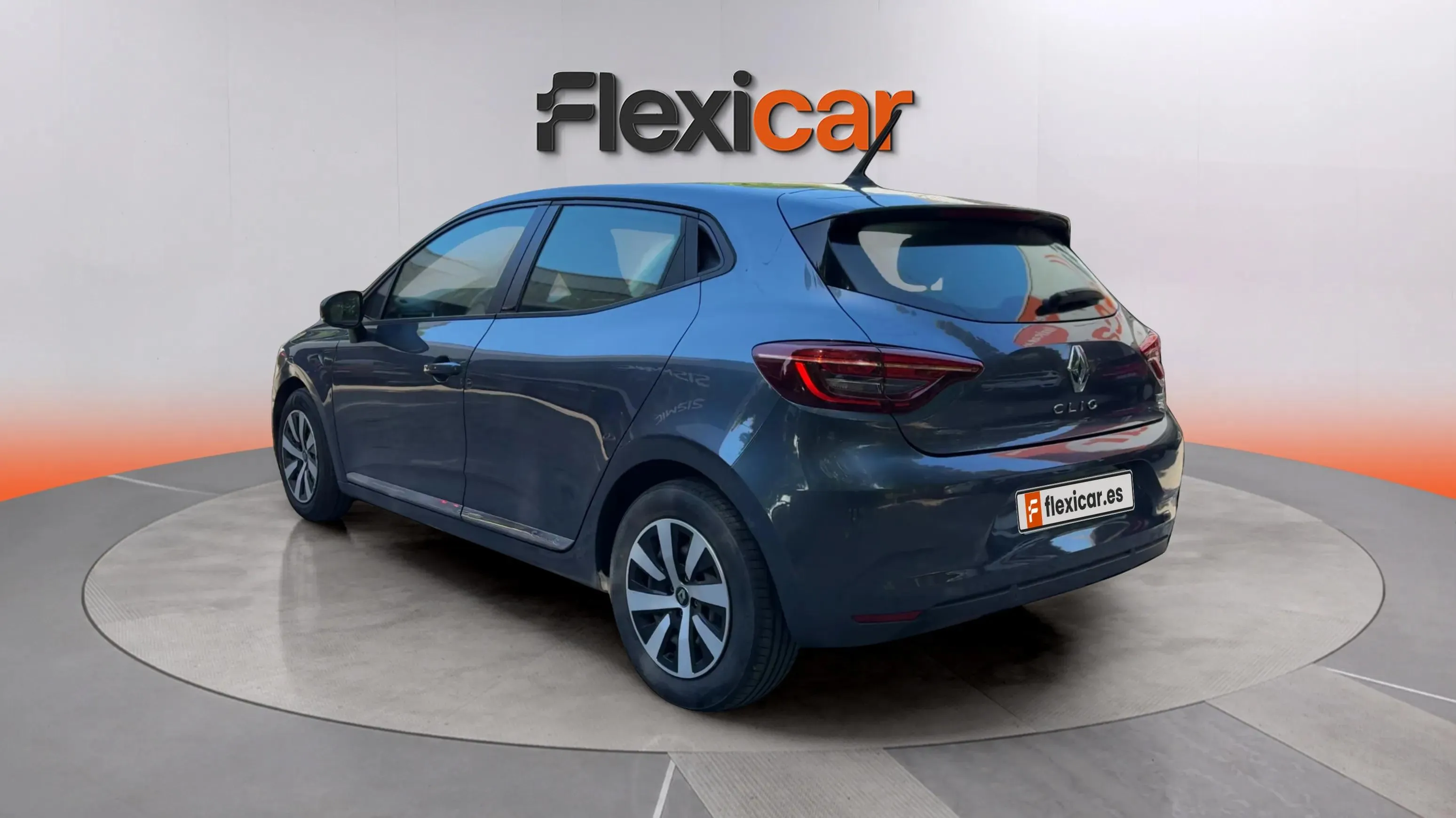 Renault Clio Intens E-Tech Híbrido - foto 8