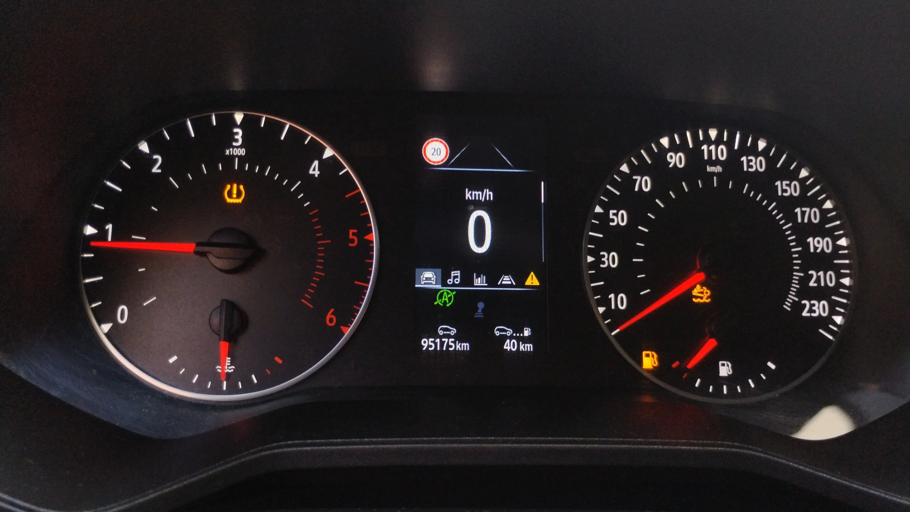 Renault Clio Business Blue dCi - foto 15
