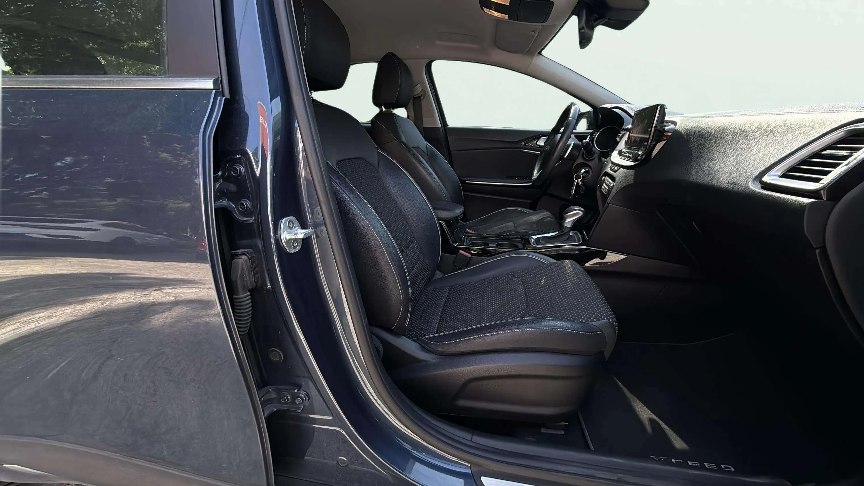Kia XCeed 1.4 T-GDi Tech DCT - foto 12