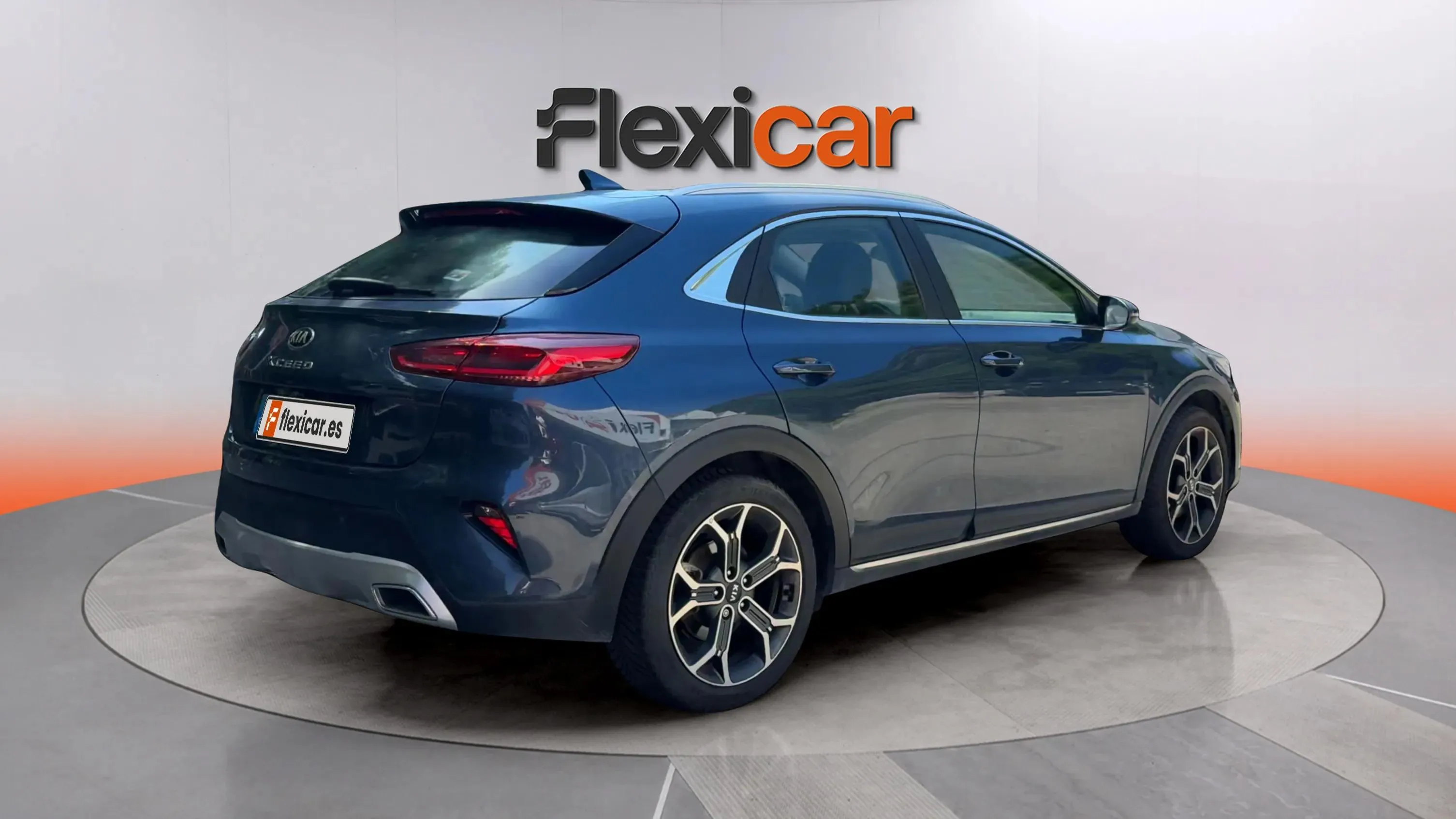 Kia XCeed 1.4 T-GDi Tech DCT - foto 8