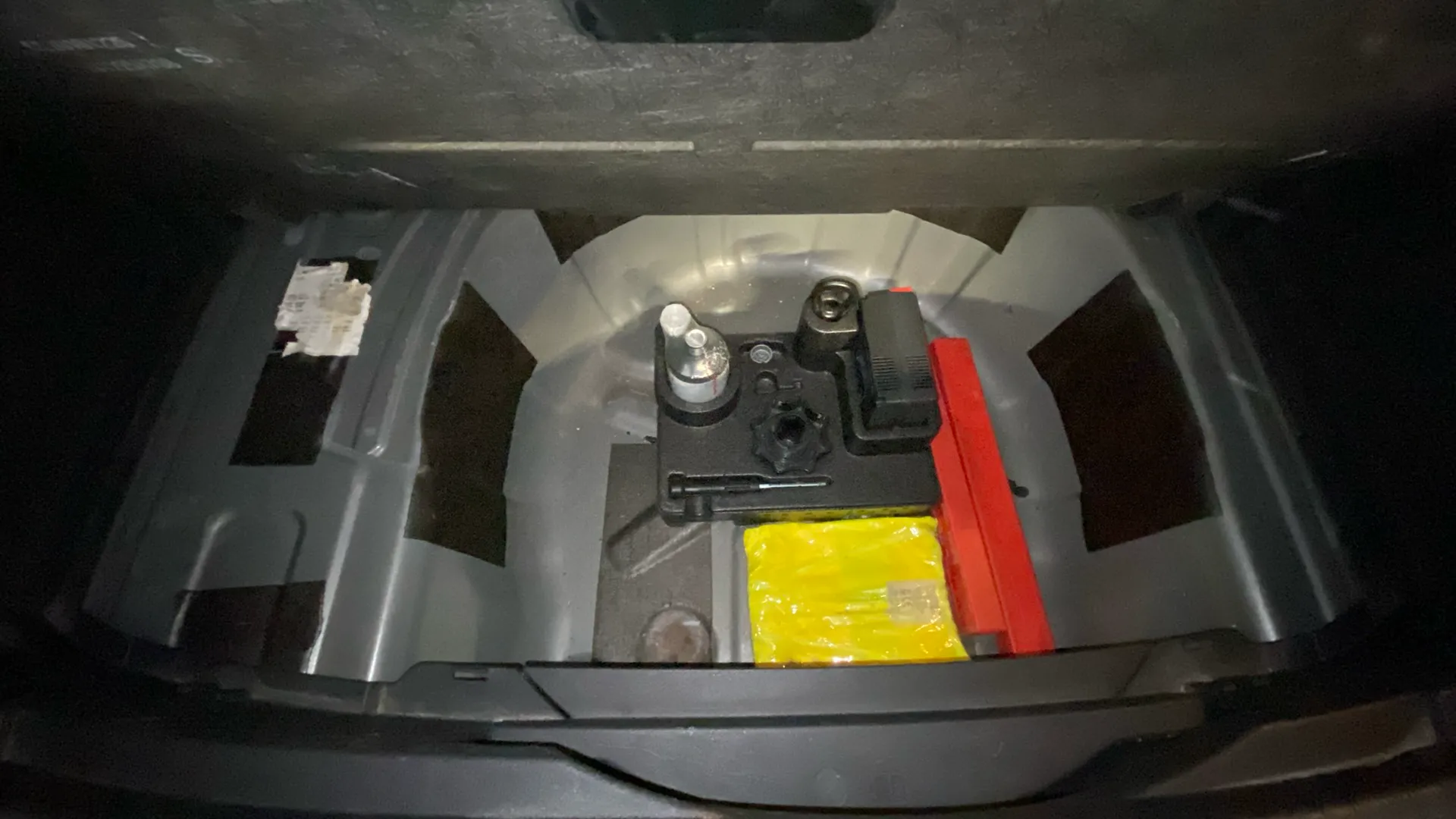 Volkswagen T-Cross Sport 1.5 TSI DSG - foto 27