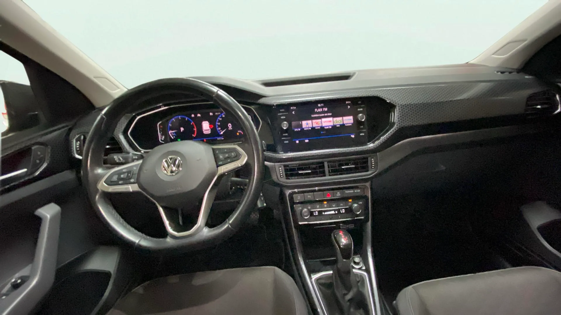 Volkswagen T-Cross Sport 1.5 TSI DSG - foto 9