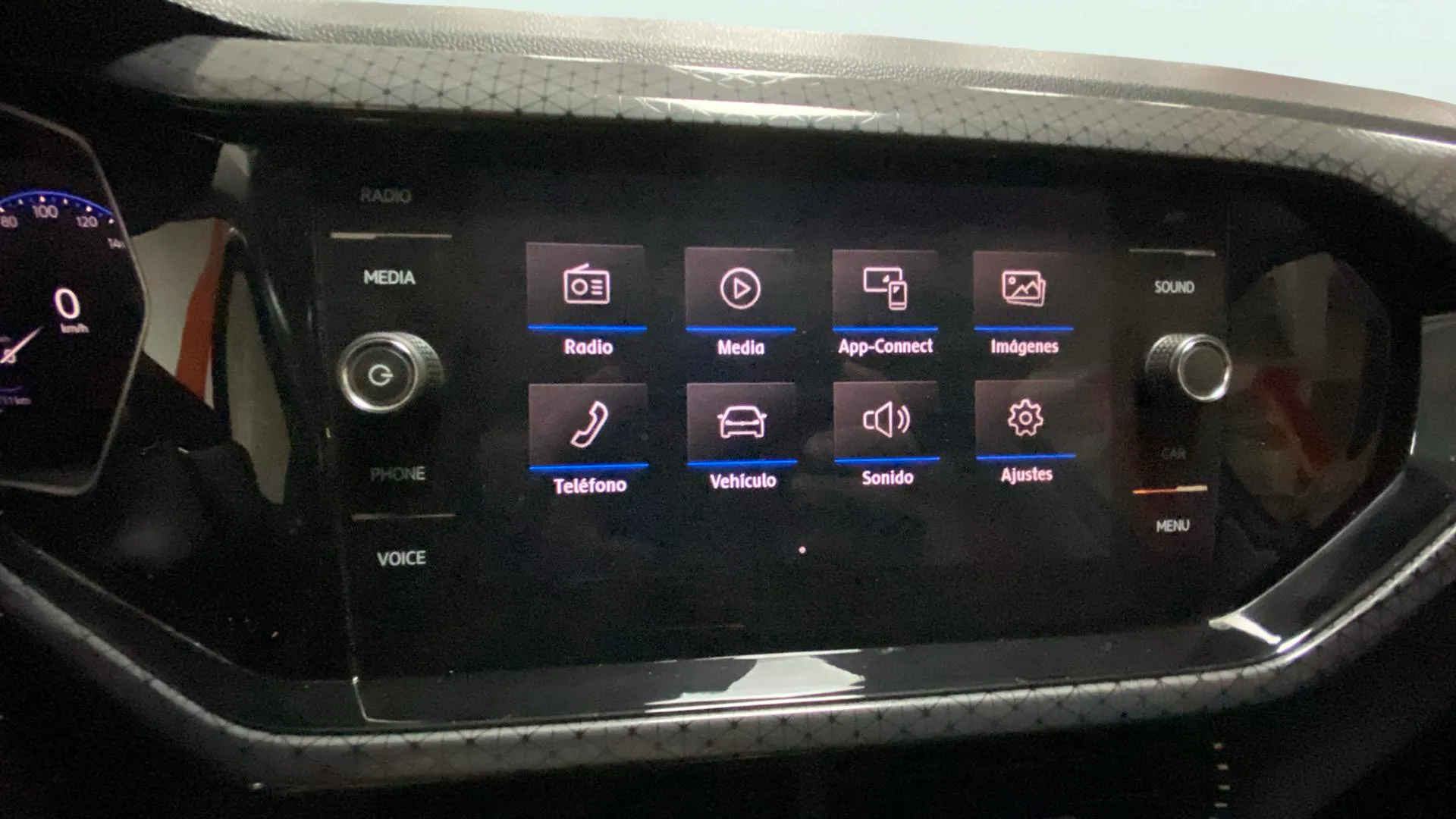 Volkswagen T-Cross Sport 1.5 TSI DSG - foto 14
