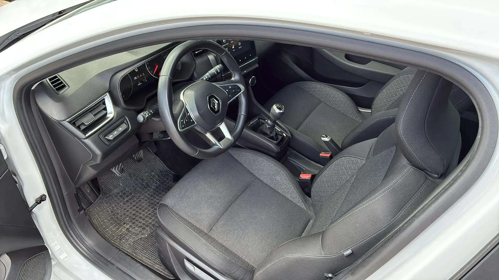 Renault Clio Business Blue dCi - foto 10