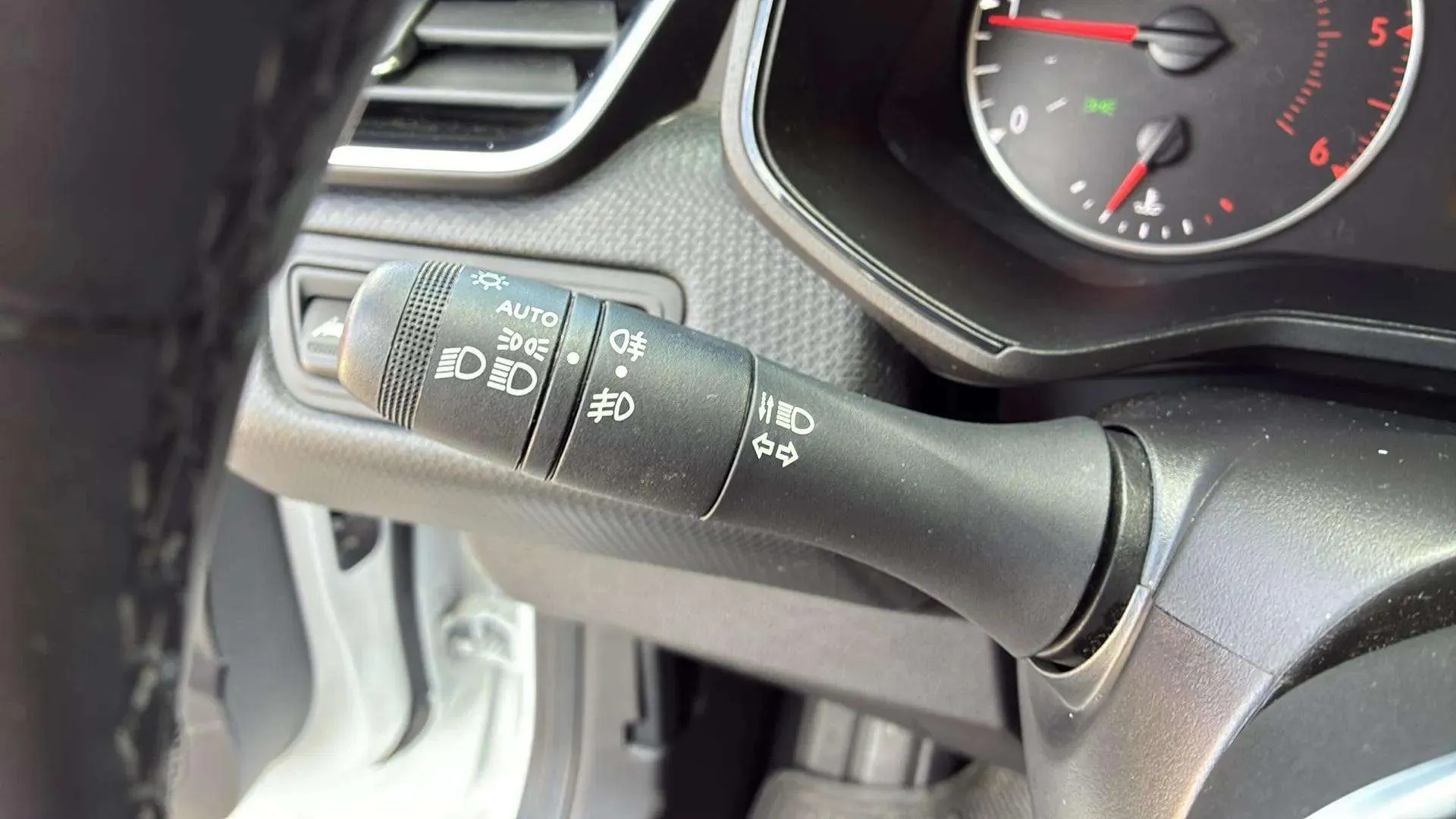 Renault Clio Business Blue dCi - foto 18