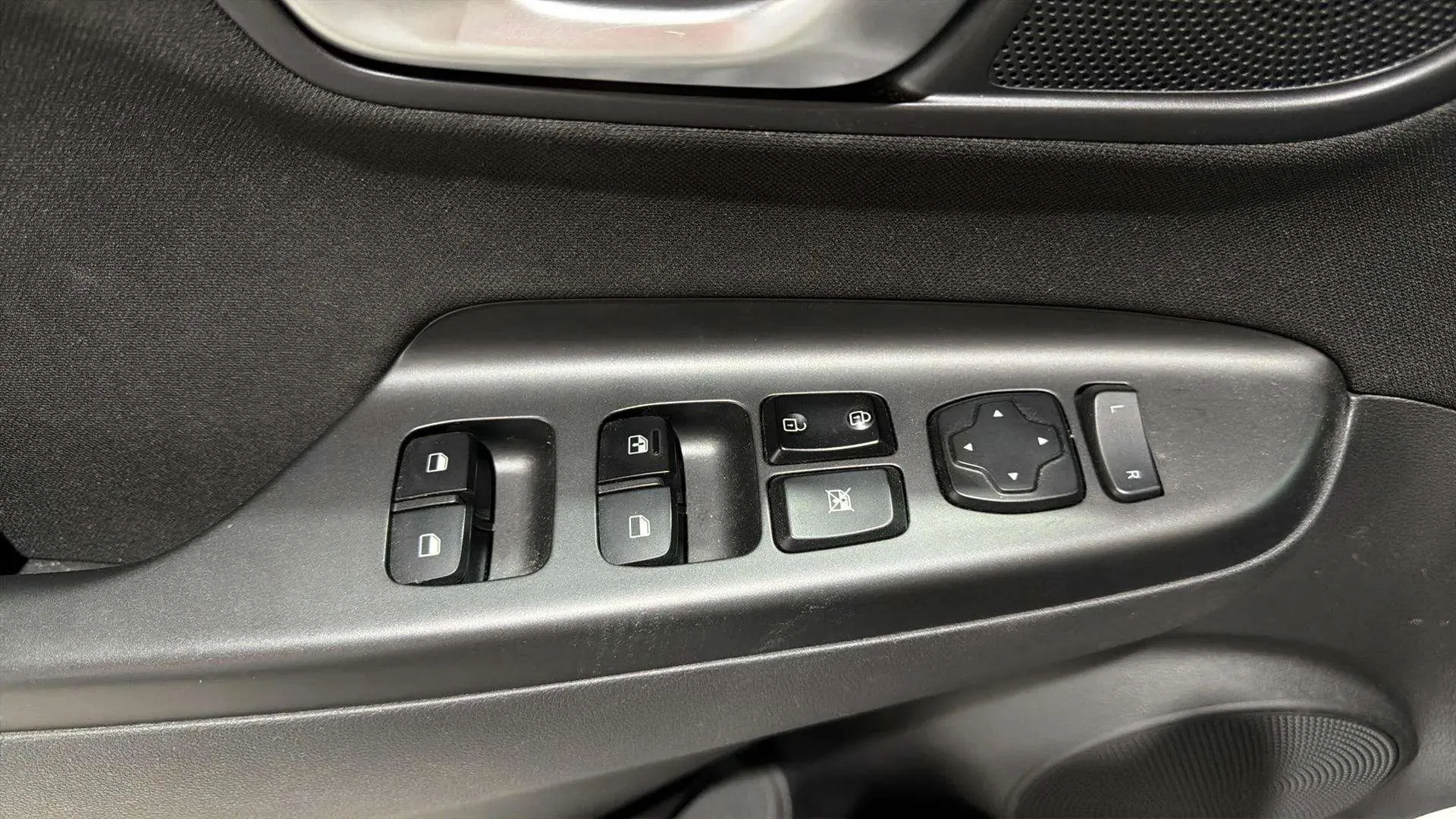 Hyundai Kona 1.6 T-GDi Tecno 4x4 DCT - foto 21