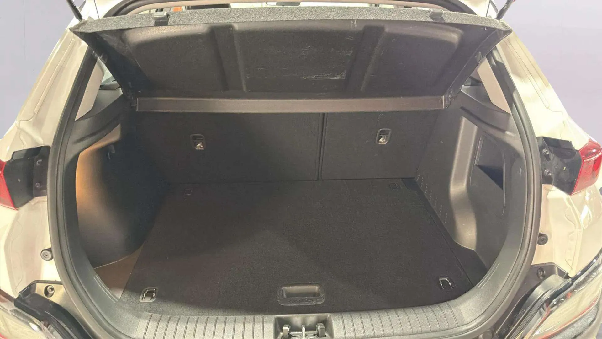 Hyundai Kona 1.6 T-GDi Tecno 4x4 DCT - foto 23