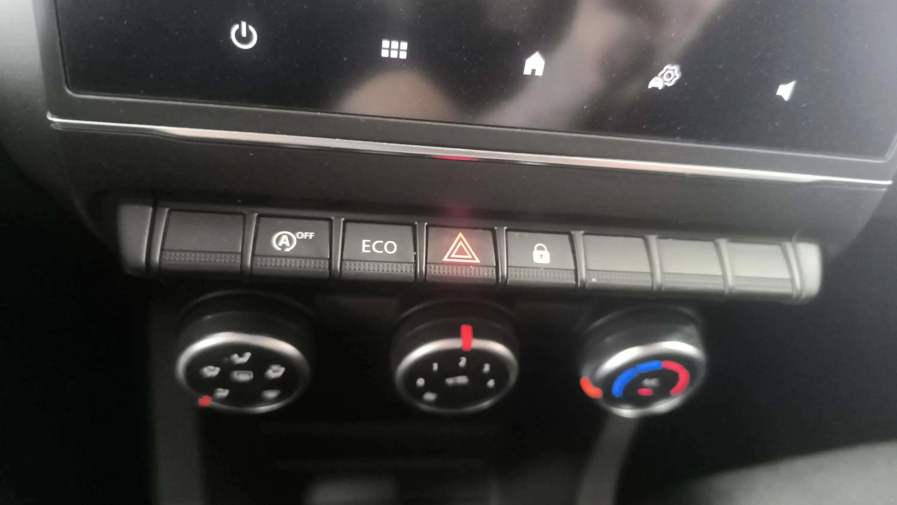 Renault Clio Business TCe - foto 24