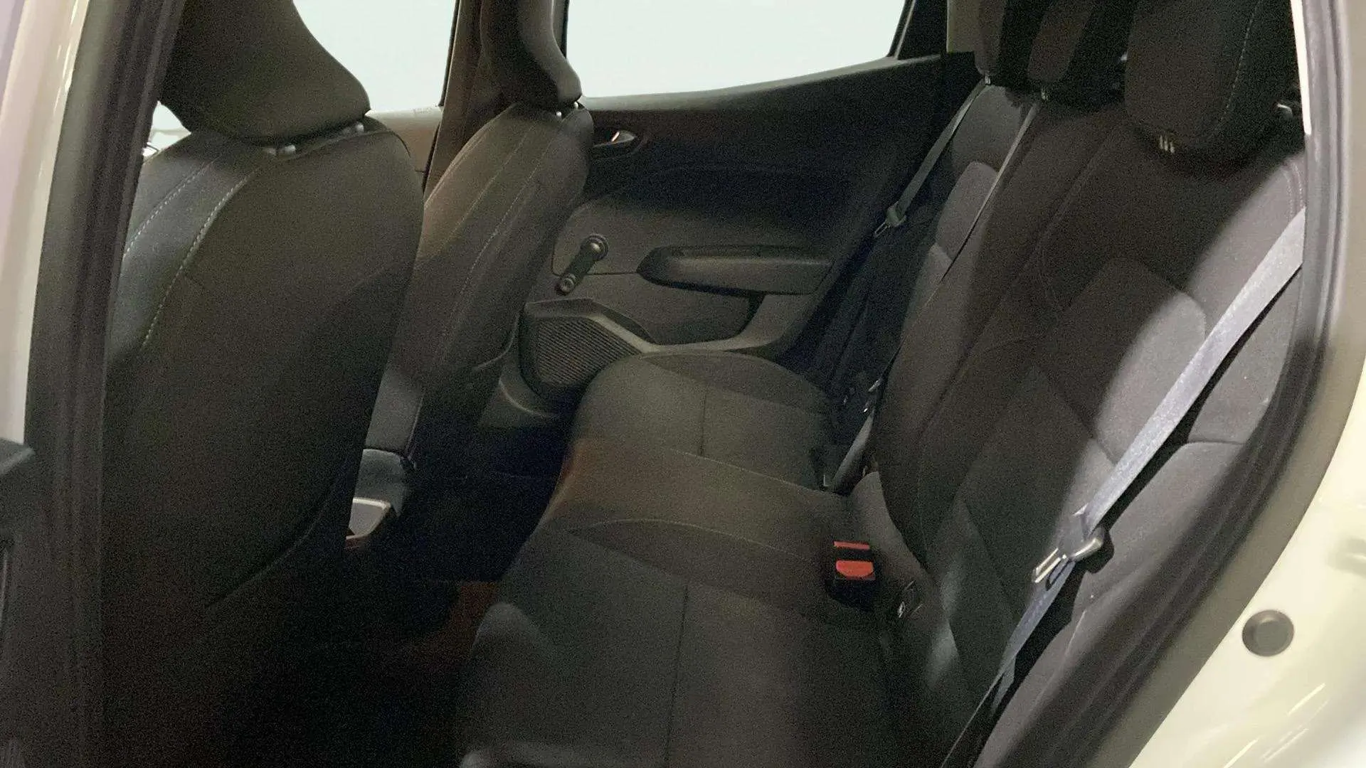 Renault Clio Intens TCe - foto 8