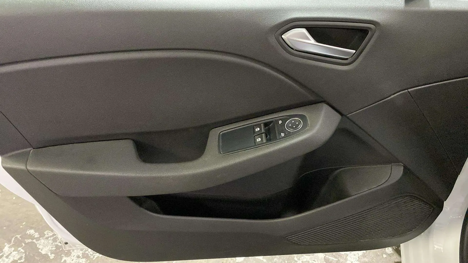 Renault Clio Intens TCe - foto 17