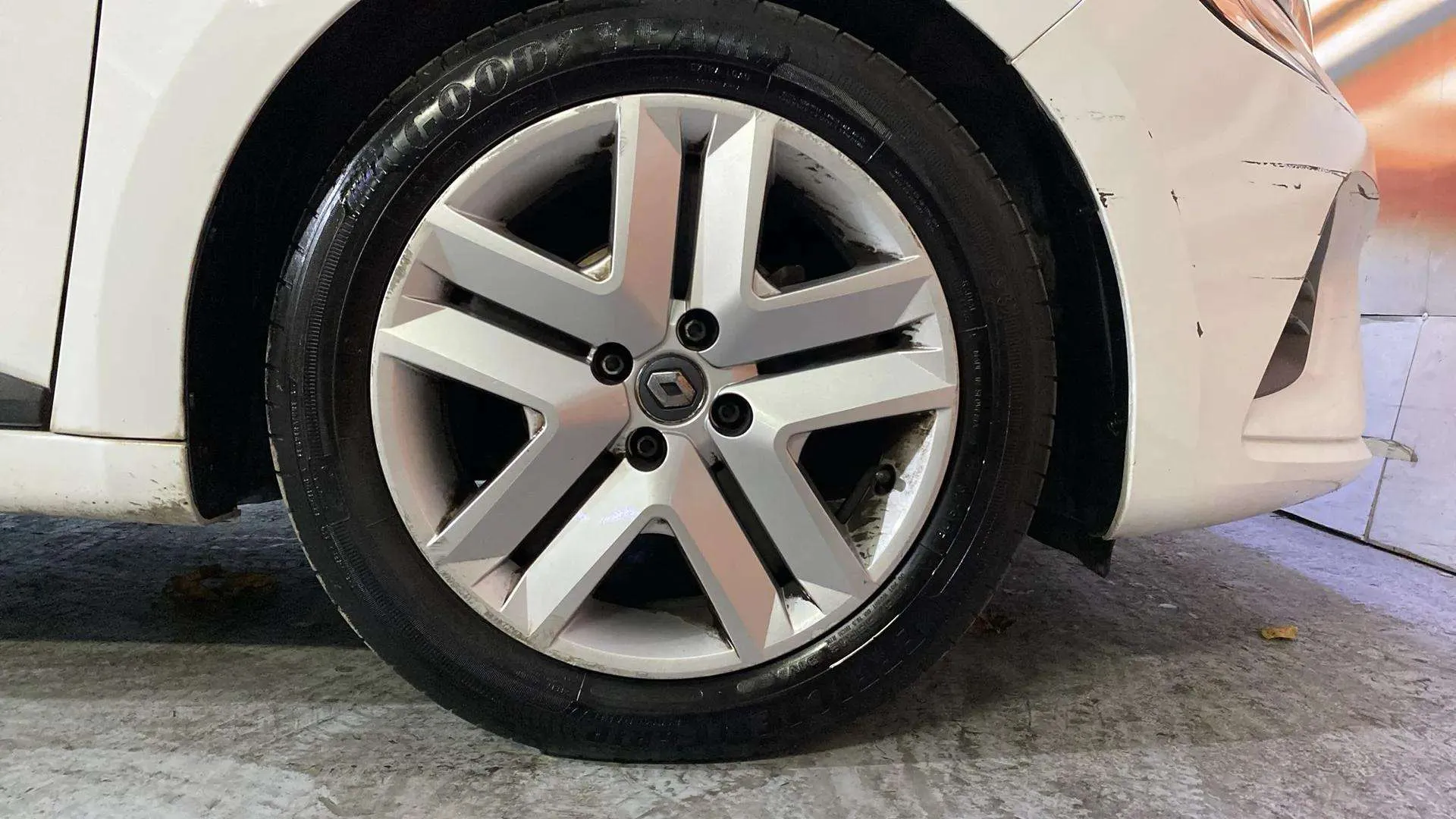 Renault Clio Intens TCe - foto 20