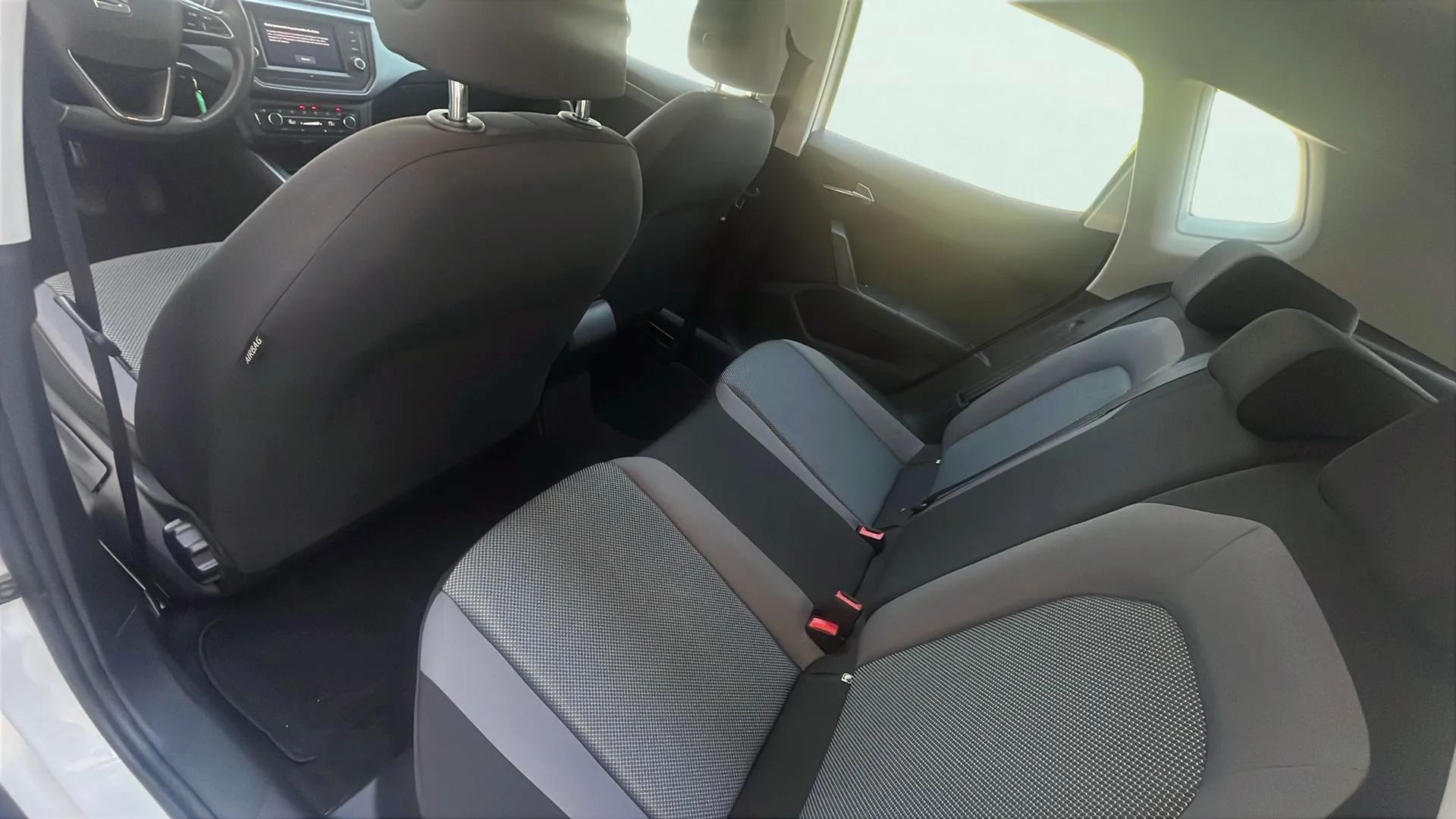 SEAT Arona 1.0 TSI Style - foto 15