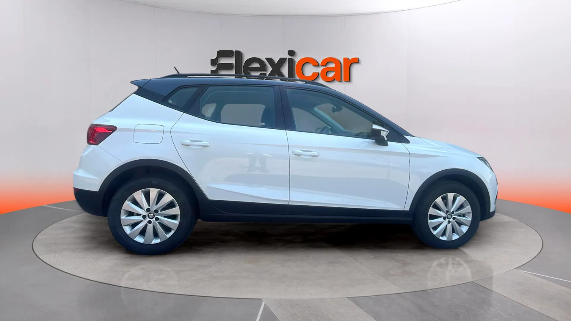 SEAT Arona 1.0 TSI Style - foto 8