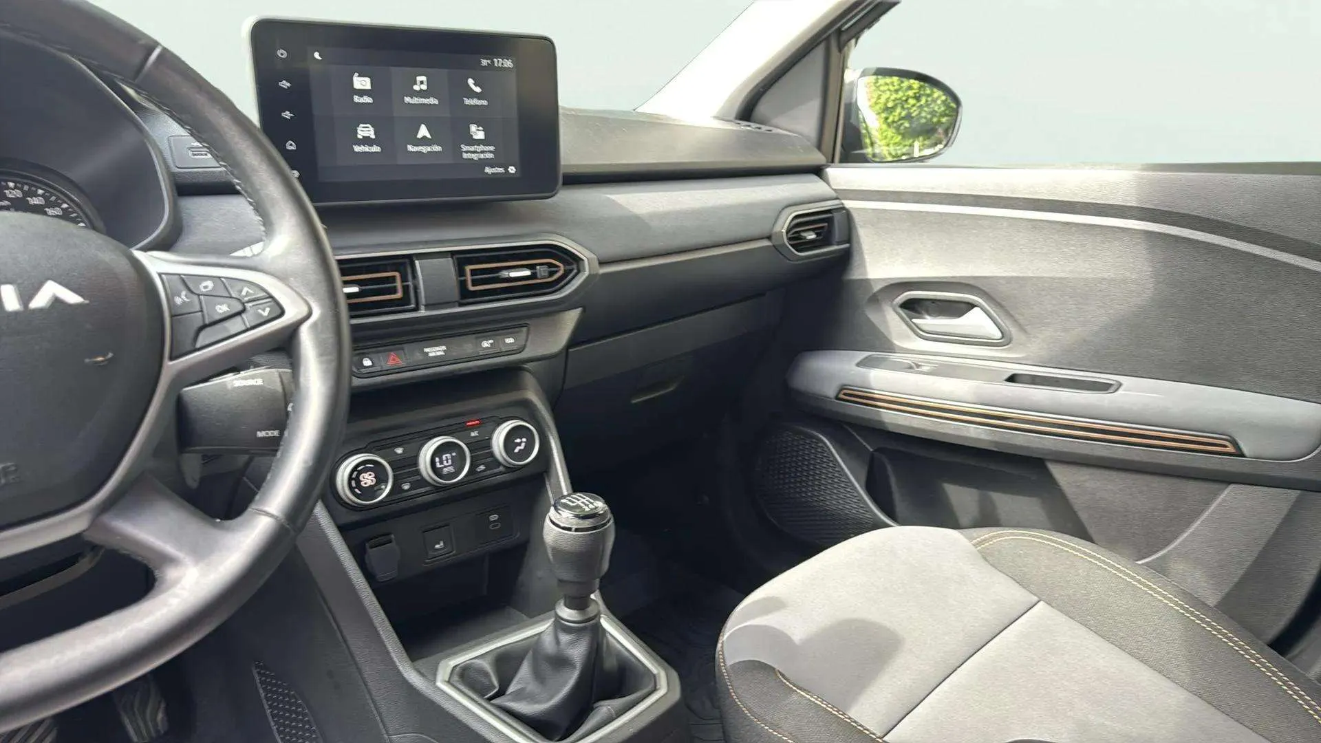 Dacia Jogger Extreme Go TCe 7 plazas - foto 19