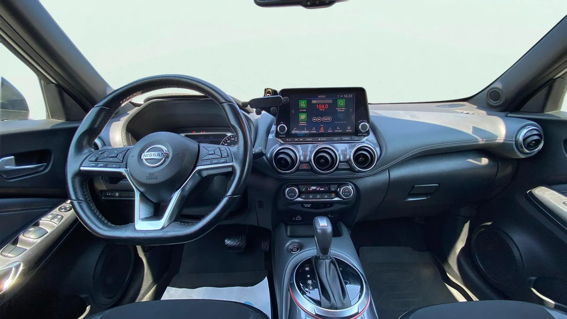 Nissan Juke DIG-T DCT Tekna - foto 9