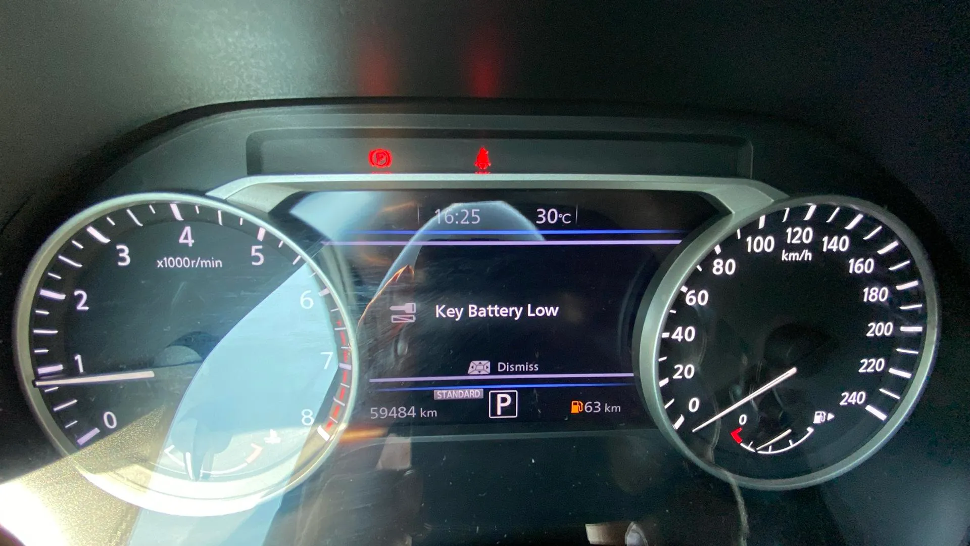 Nissan Juke DIG-T DCT Tekna - foto 12