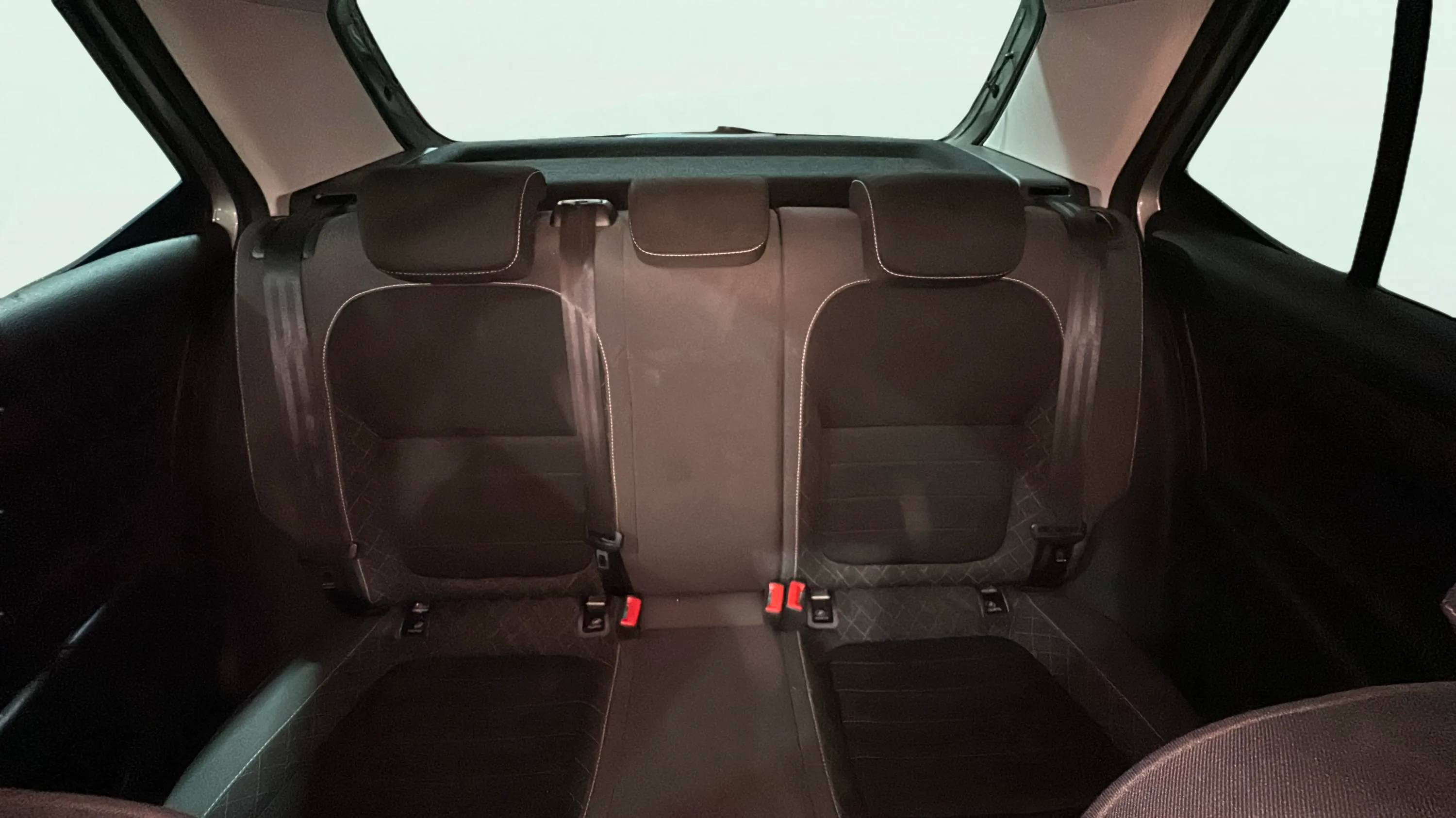 Škoda Fabia 1.0 TSI Active - foto 12