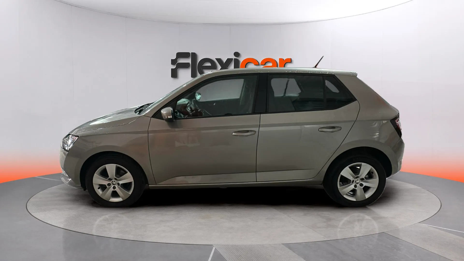 Škoda Fabia 1.0 TSI Active - foto 4