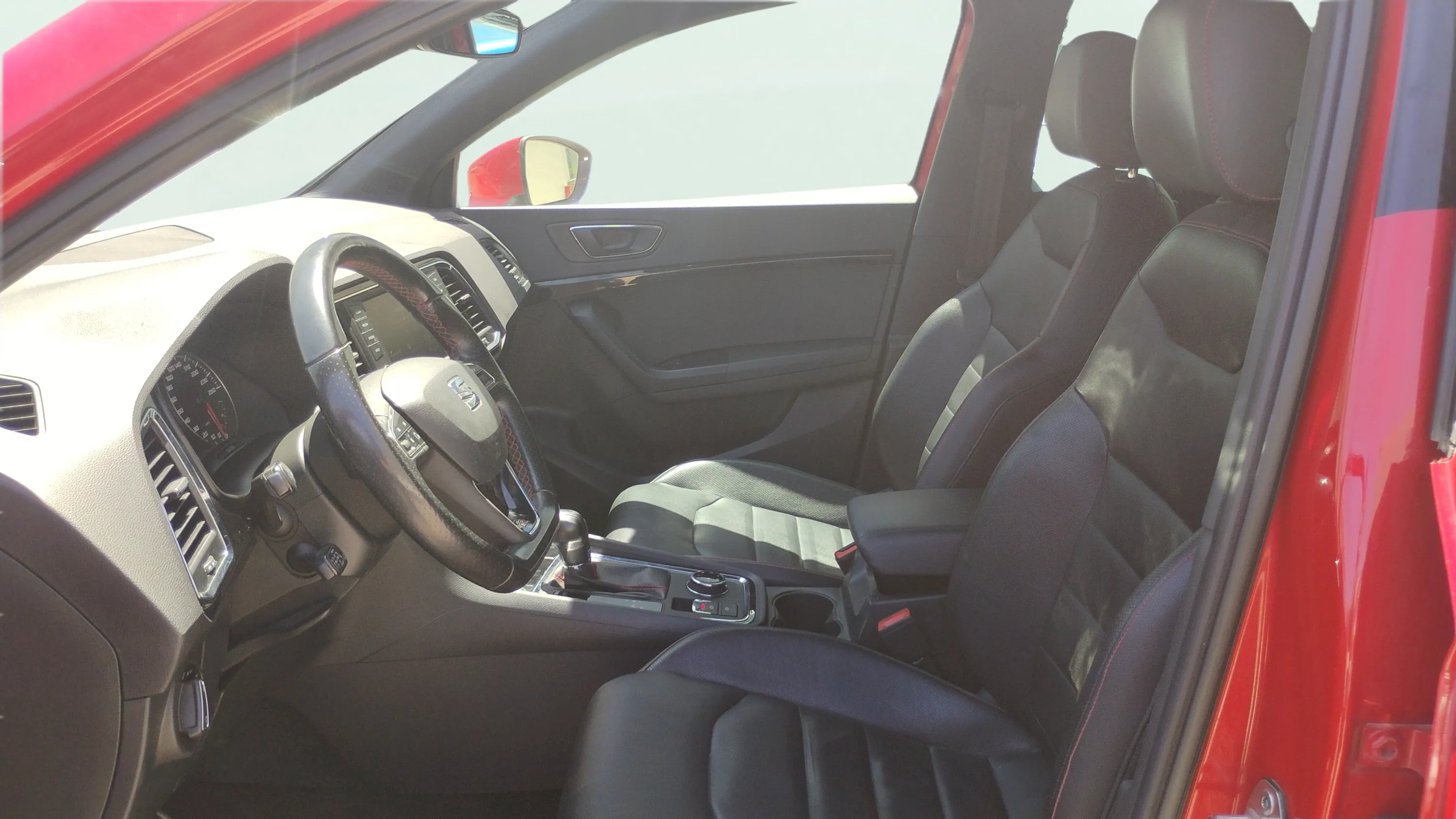 SEAT Ateca 2.0 TDI DSG 4D FR Plus - foto 10