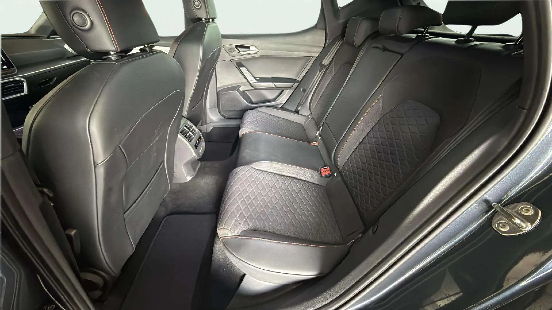 SEAT León 1.5 TSI FR XS - foto 23