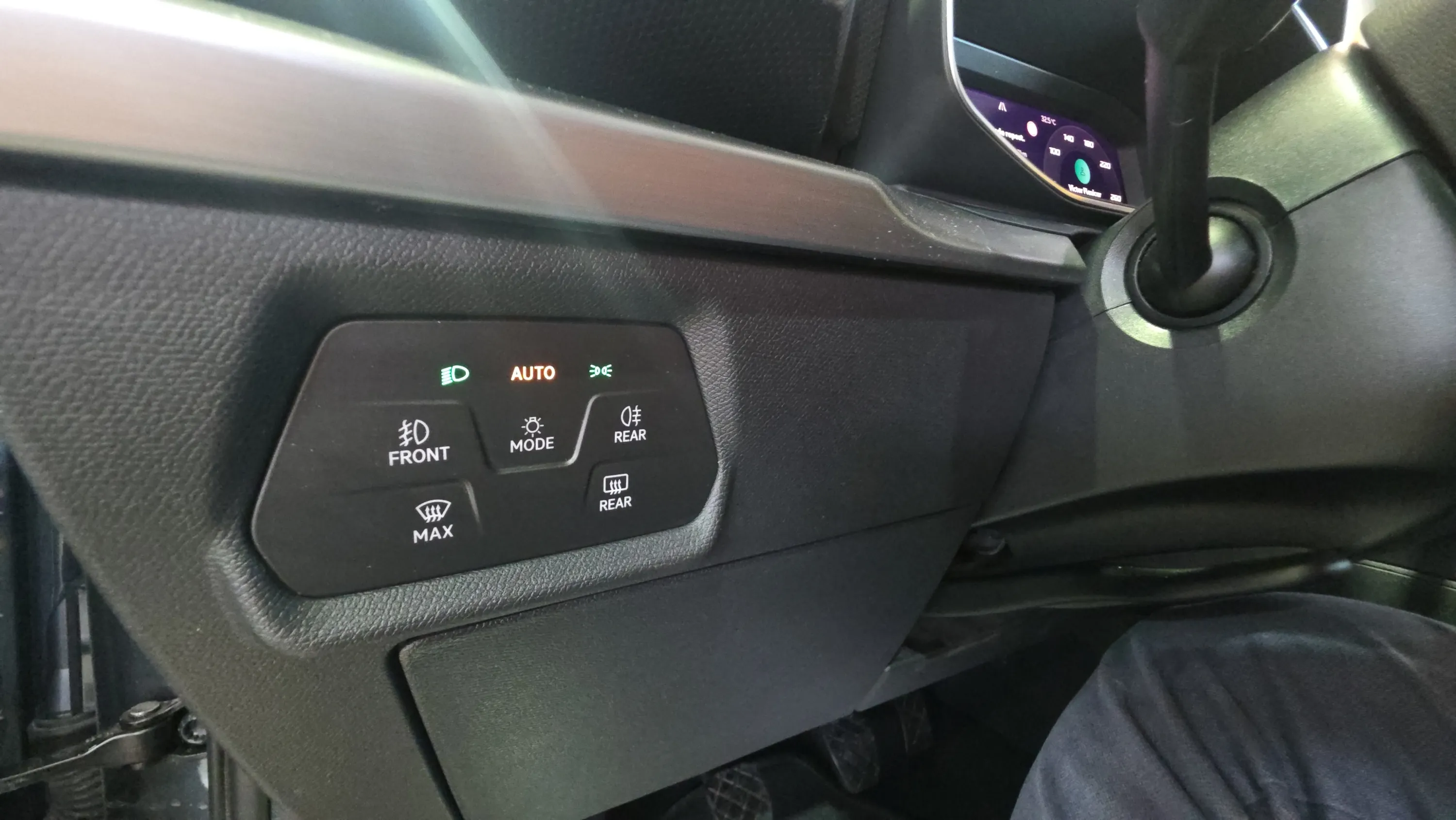 SEAT León SP 1.5 TSI FR 75 Aniversario - foto 15