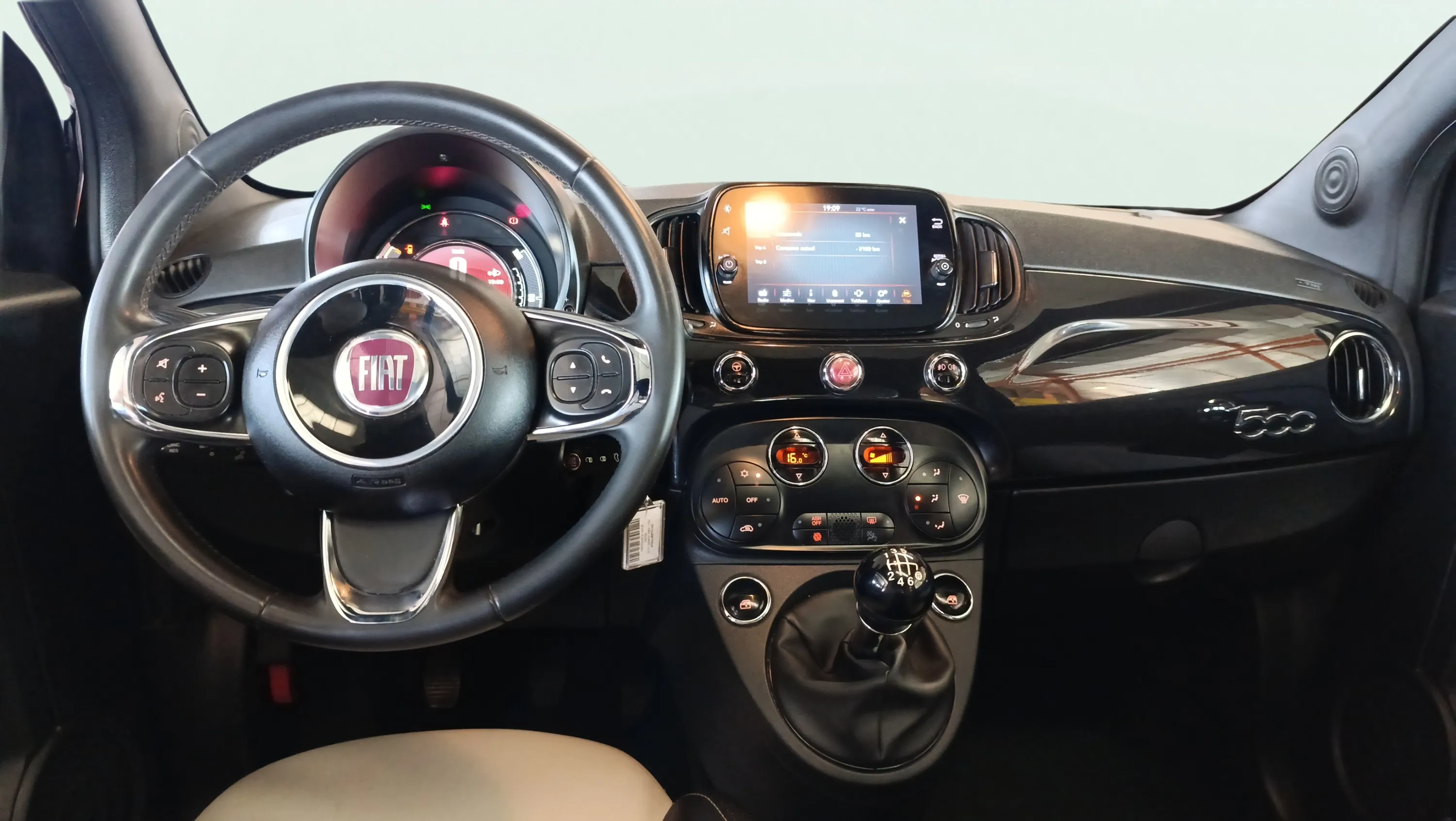 Fiat 500 Dolcevita 1.0 Hybrid - foto 9