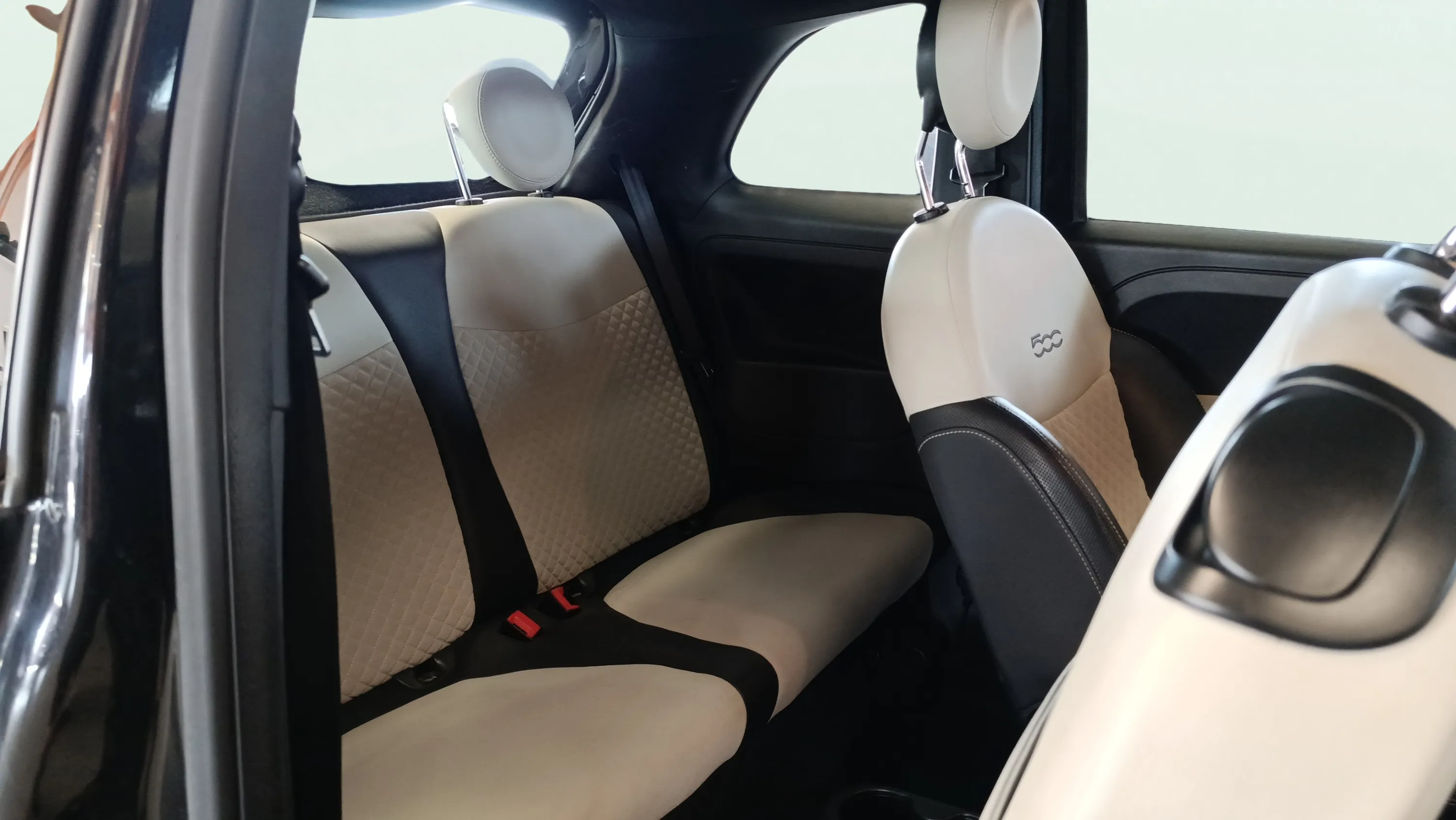 Fiat 500 Dolcevita 1.0 Hybrid - foto 30