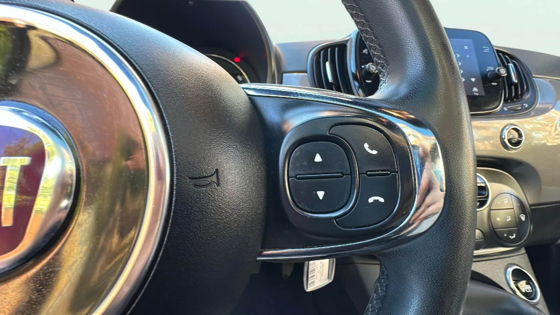 Fiat 500 Dolcevita 1.0 Hybrid - foto 23