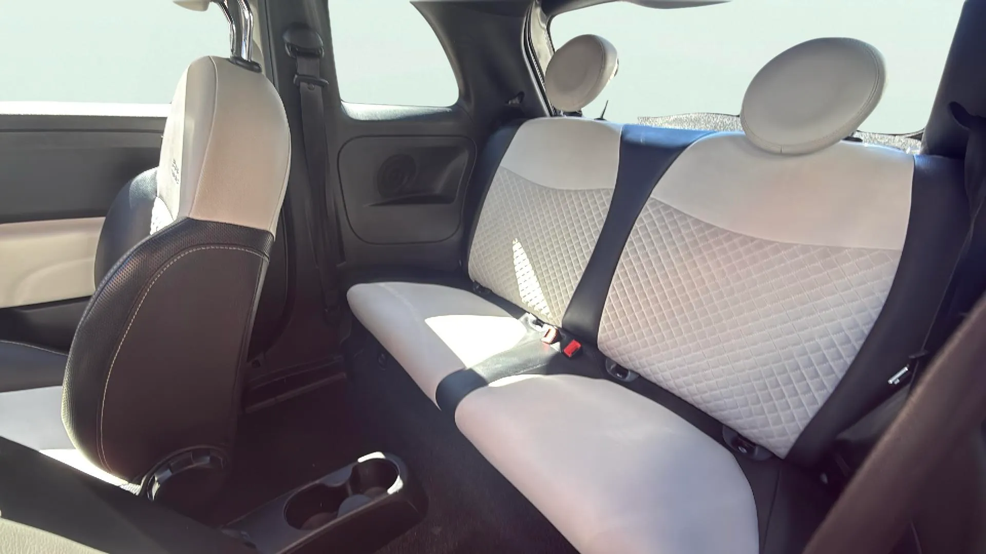 Fiat 500 Dolcevita 1.0 Hybrid - foto 21