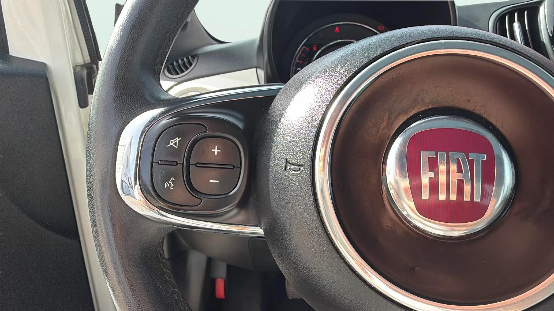 Fiat 500 Dolcevita 1.0 Hybrid - foto 9