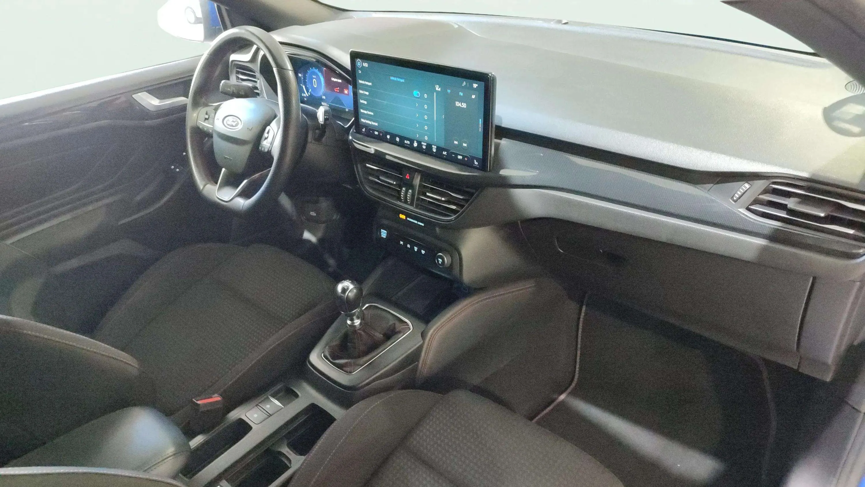 Ford Focus 1.0 EcoBoost MHEV ST-Line - foto 18