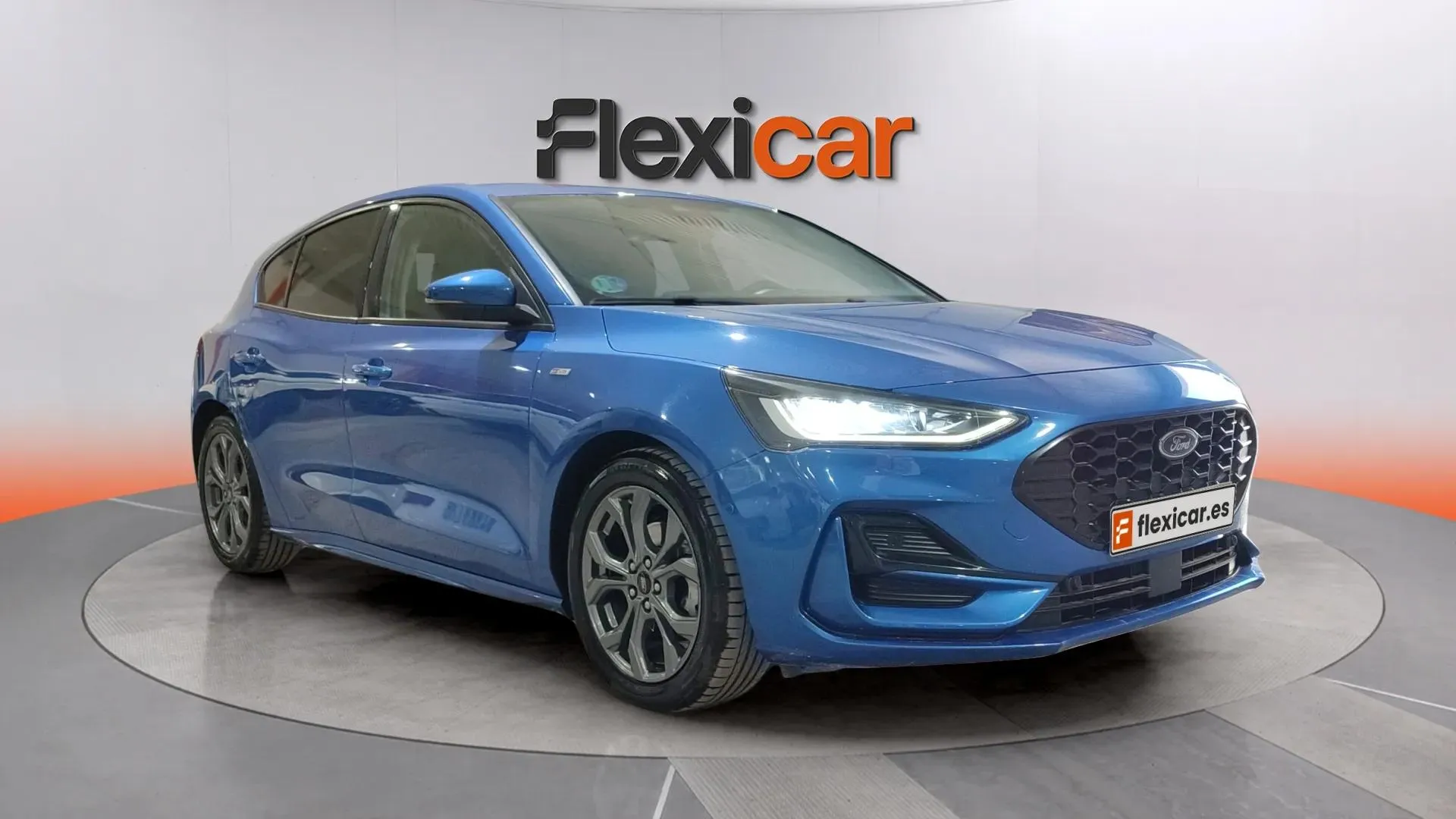 Ford Focus 1.0 EcoBoost MHEV ST-Line - foto 1