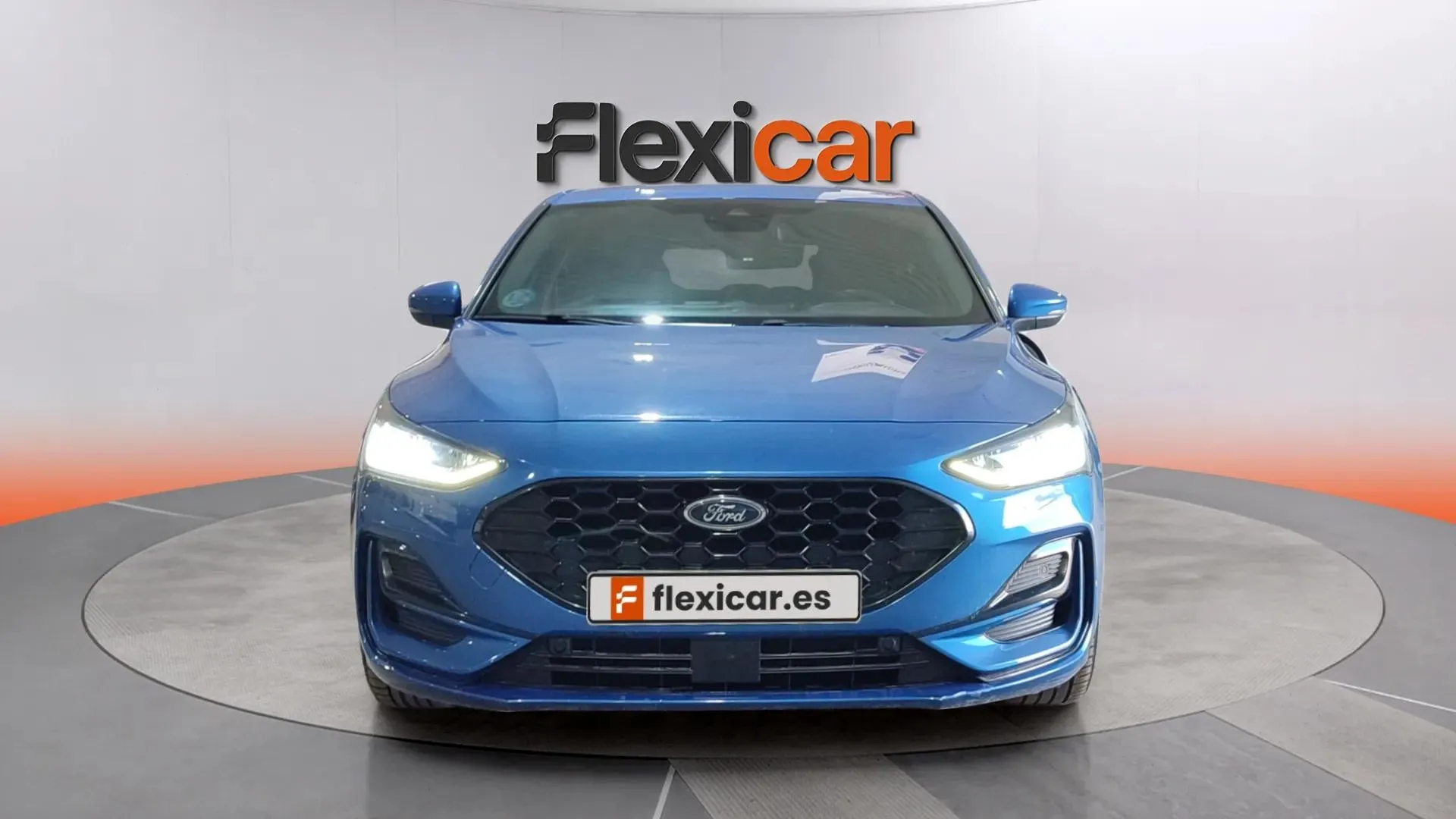 Ford Focus 1.0 EcoBoost MHEV ST-Line - foto 2