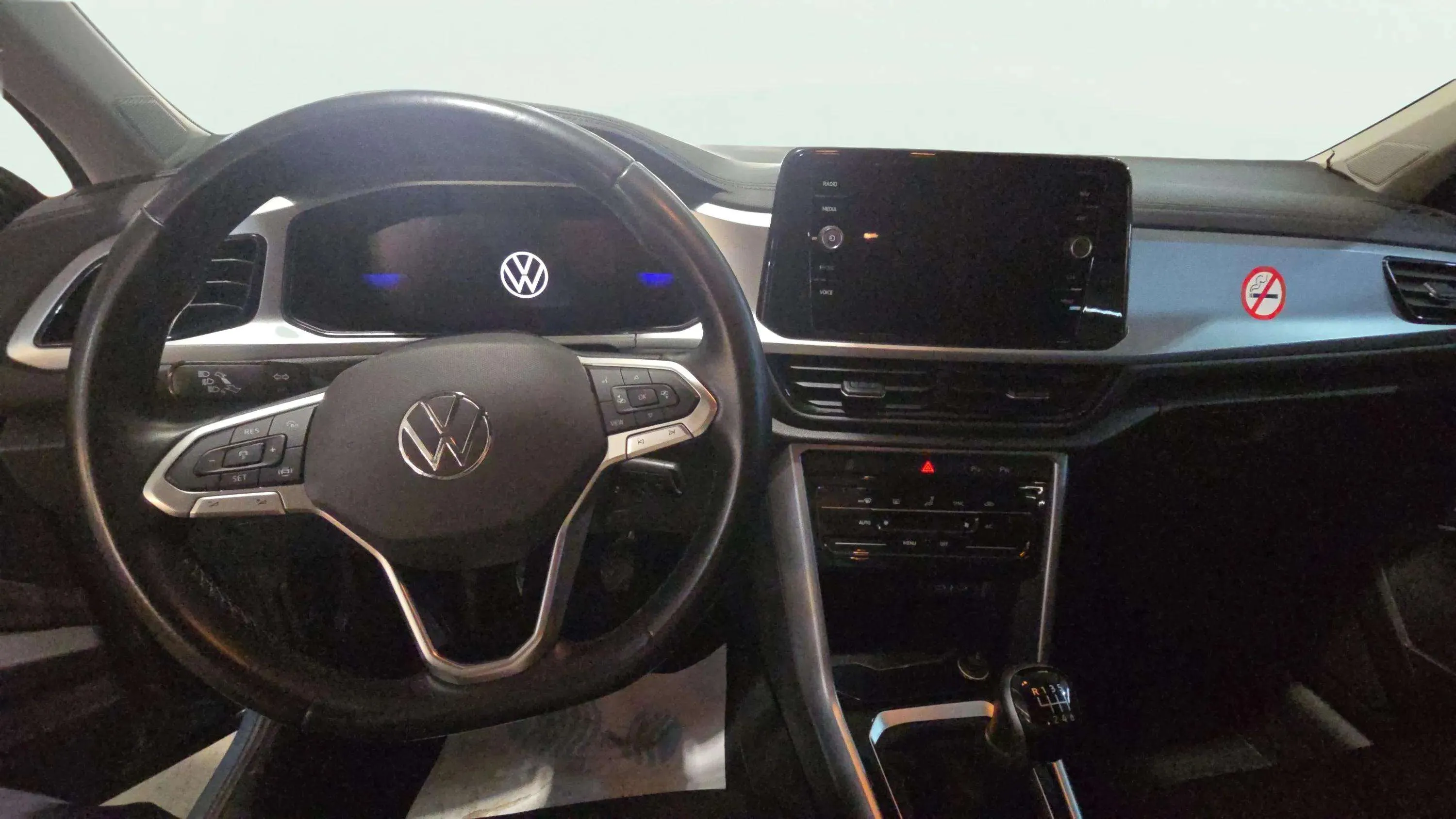 Volkswagen T-Roc "Más" 1.0 TSI - foto 7