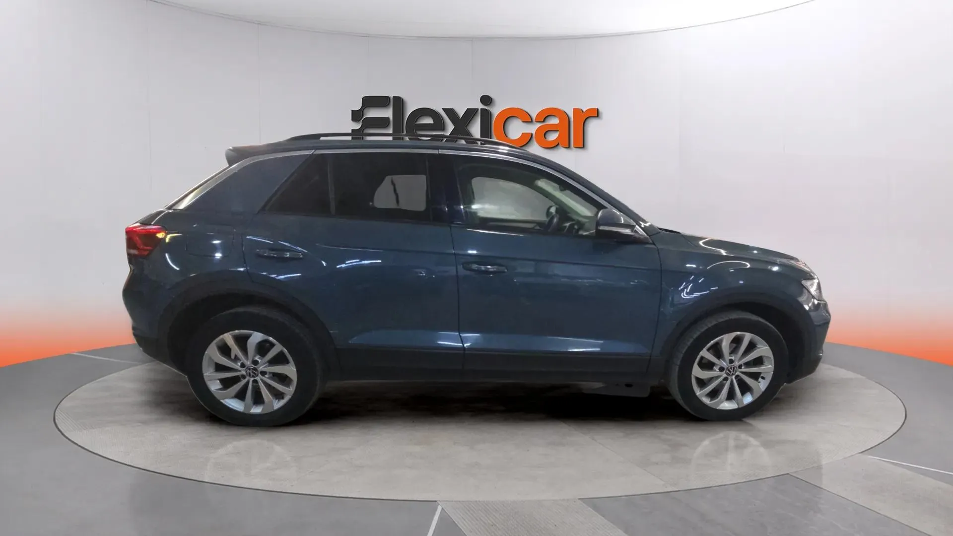 Volkswagen T-Roc "Más" 1.0 TSI - foto 2