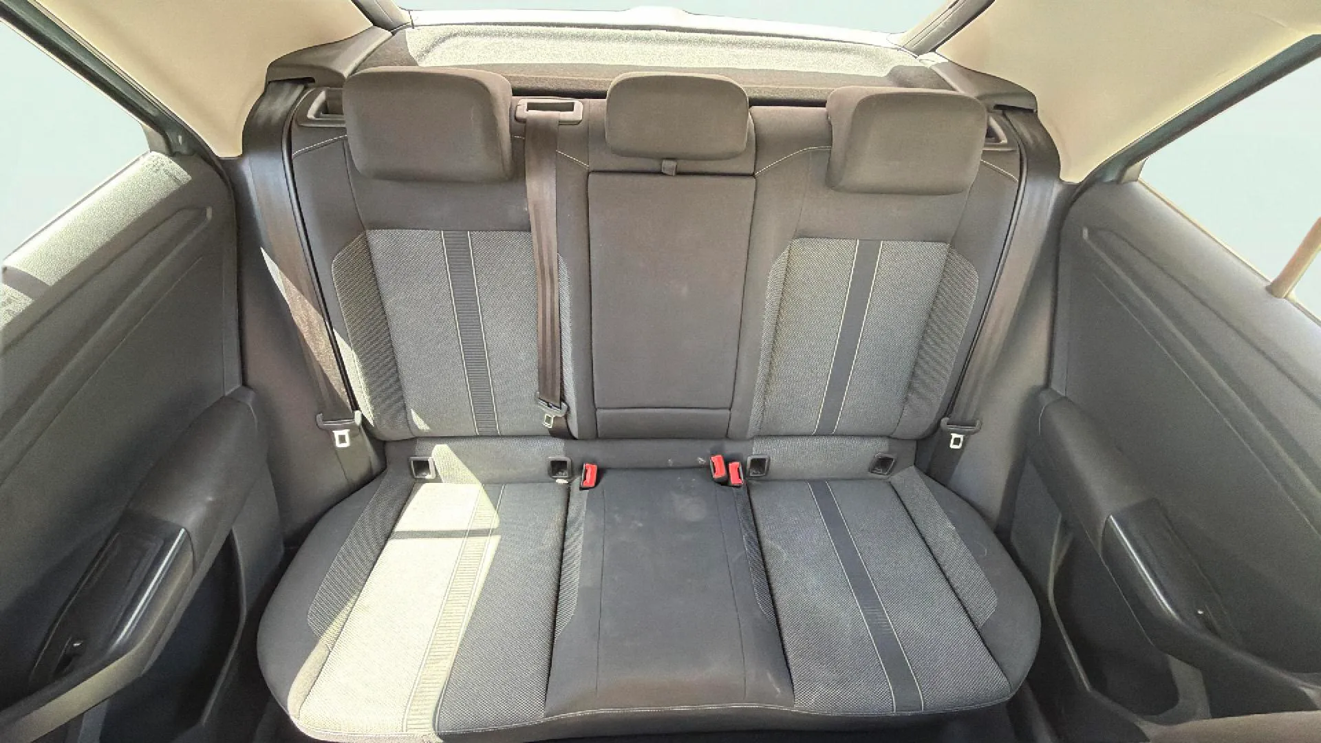 Volkswagen T-Roc "Más" 1.0 TSI - foto 11