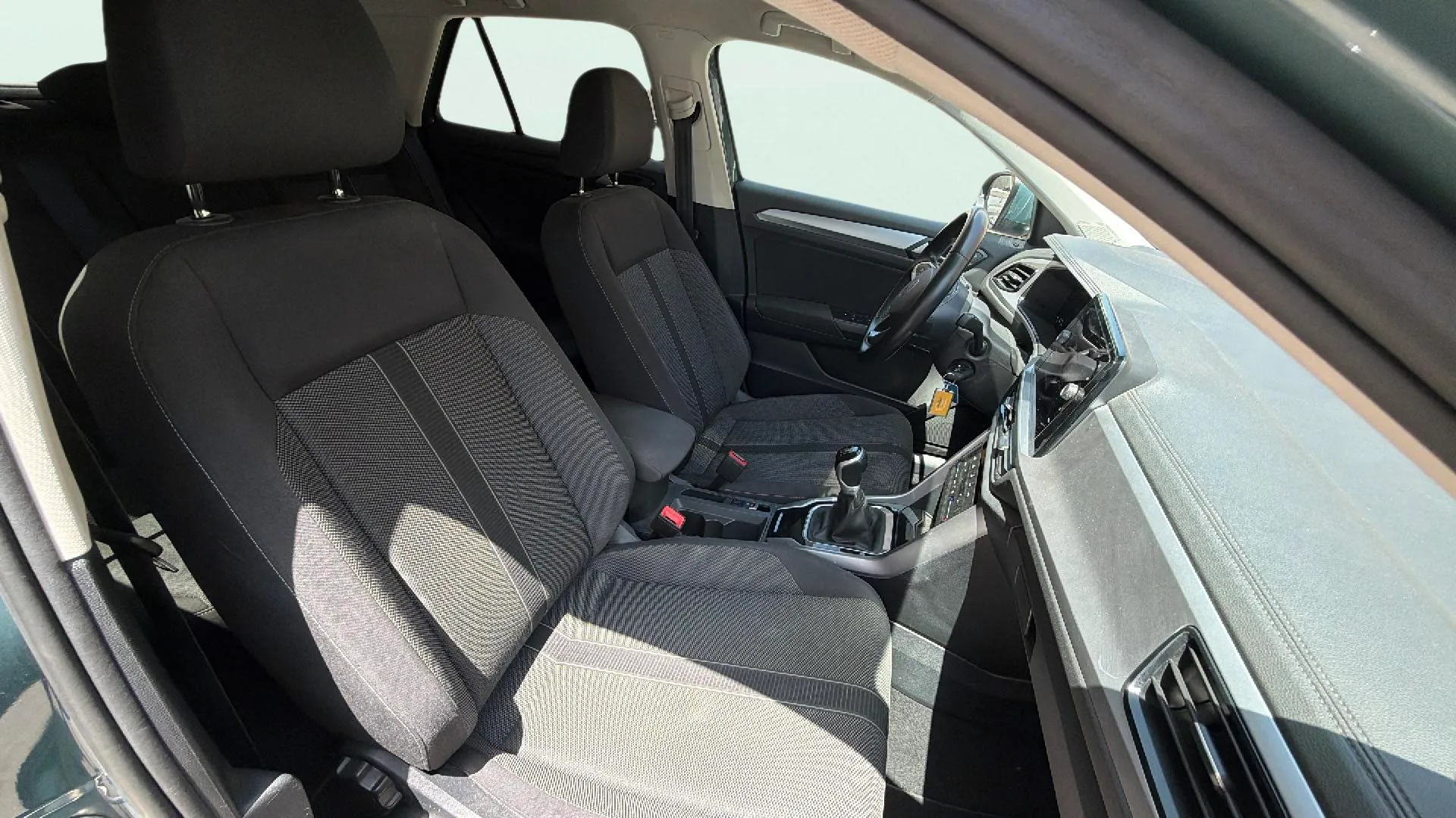 Volkswagen T-Roc "Más" 1.0 TSI - foto 9