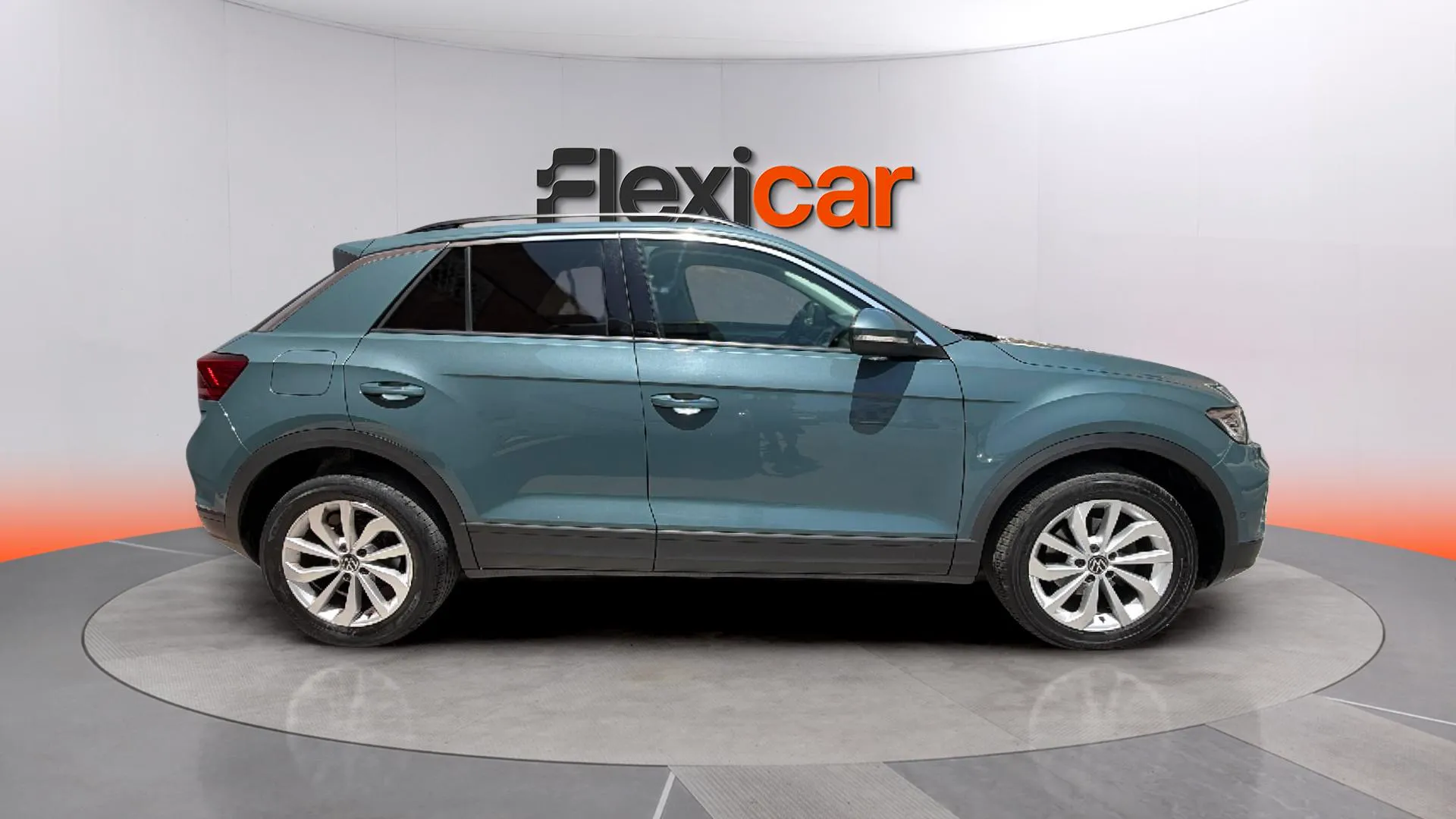 Volkswagen T-Roc "Más" 1.0 TSI - foto 8
