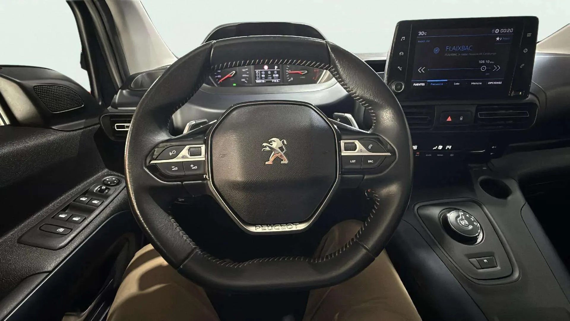 Peugeot Rifter Allure Pack Long PureTech EAT8 - foto 9