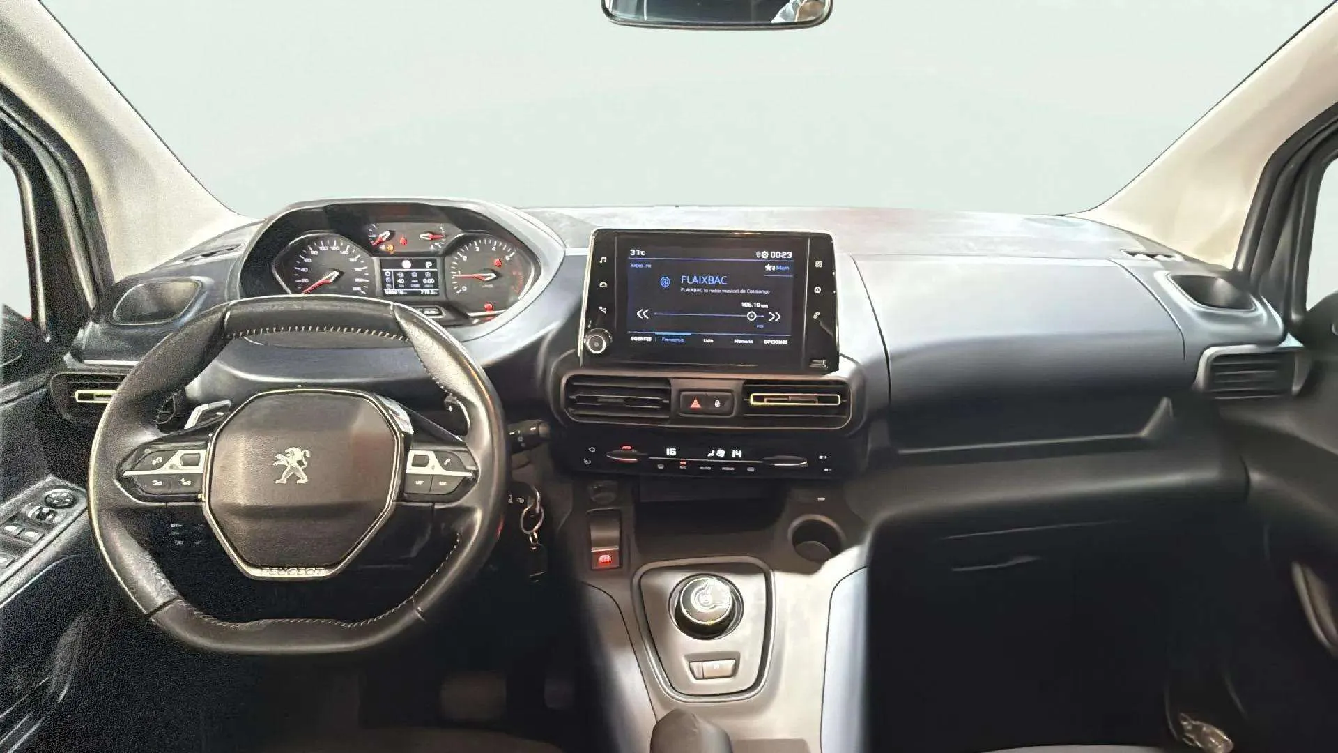 Peugeot Rifter Allure Pack Long PureTech EAT8 - foto 12