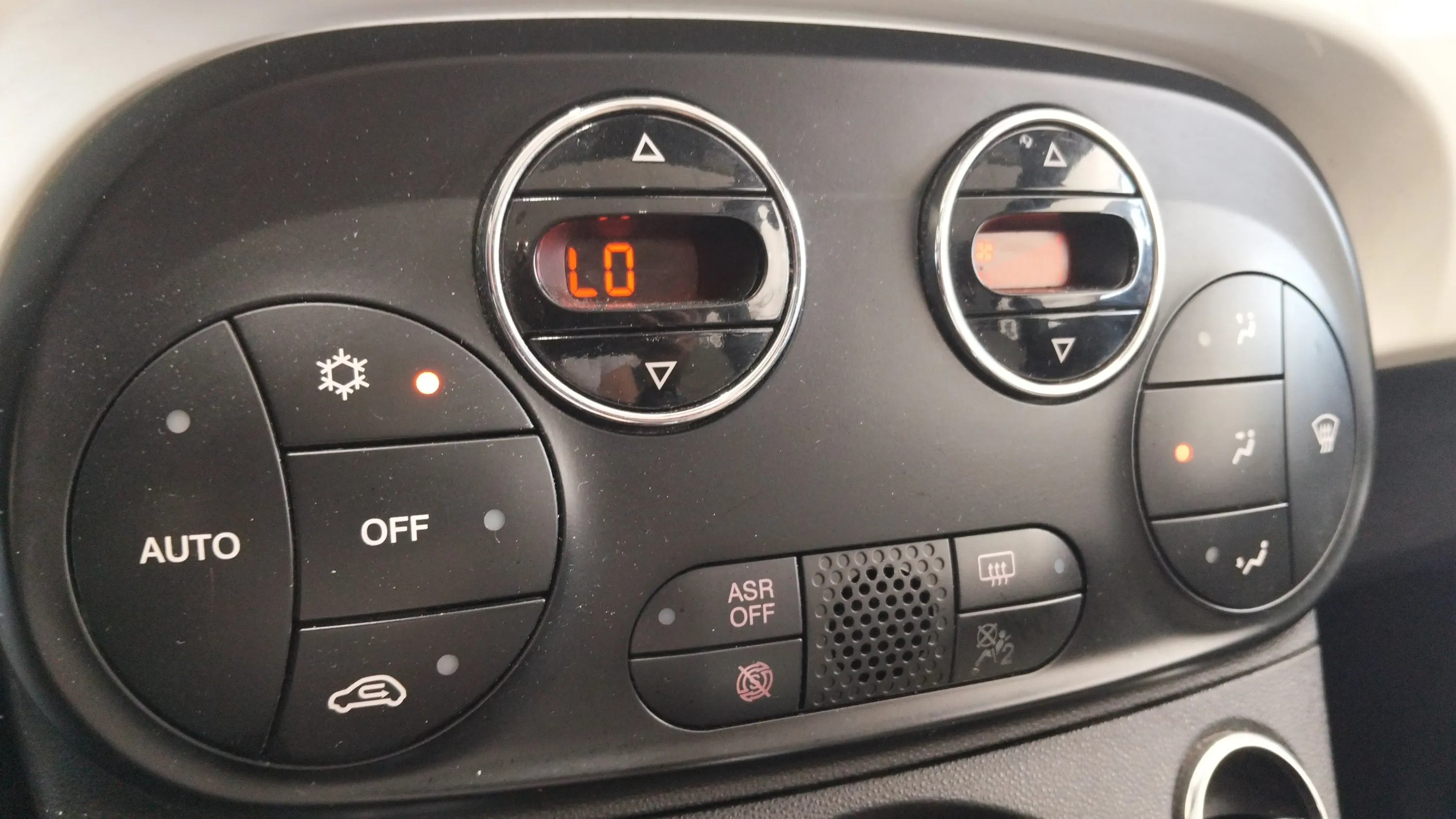 Fiat 500 Dolcevita 1.0 Hybrid - foto 18