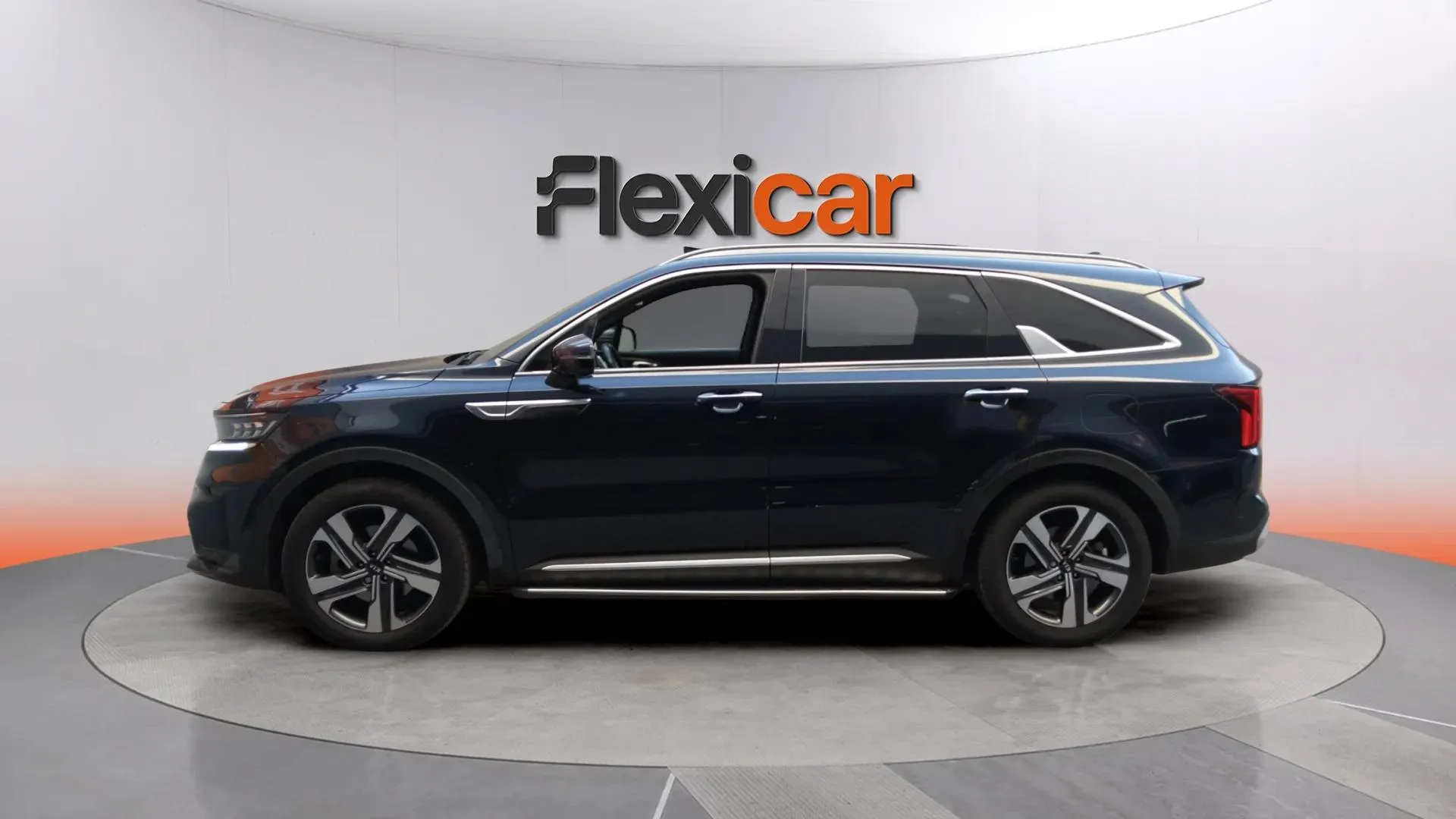 Kia Sorento 1.6 T-GDi HEV Drive 4x2 7pl - foto 4
