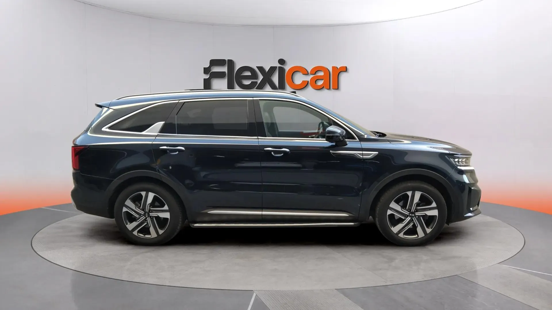 Kia Sorento 1.6 T-GDi HEV Drive 4x2 7pl - foto 3