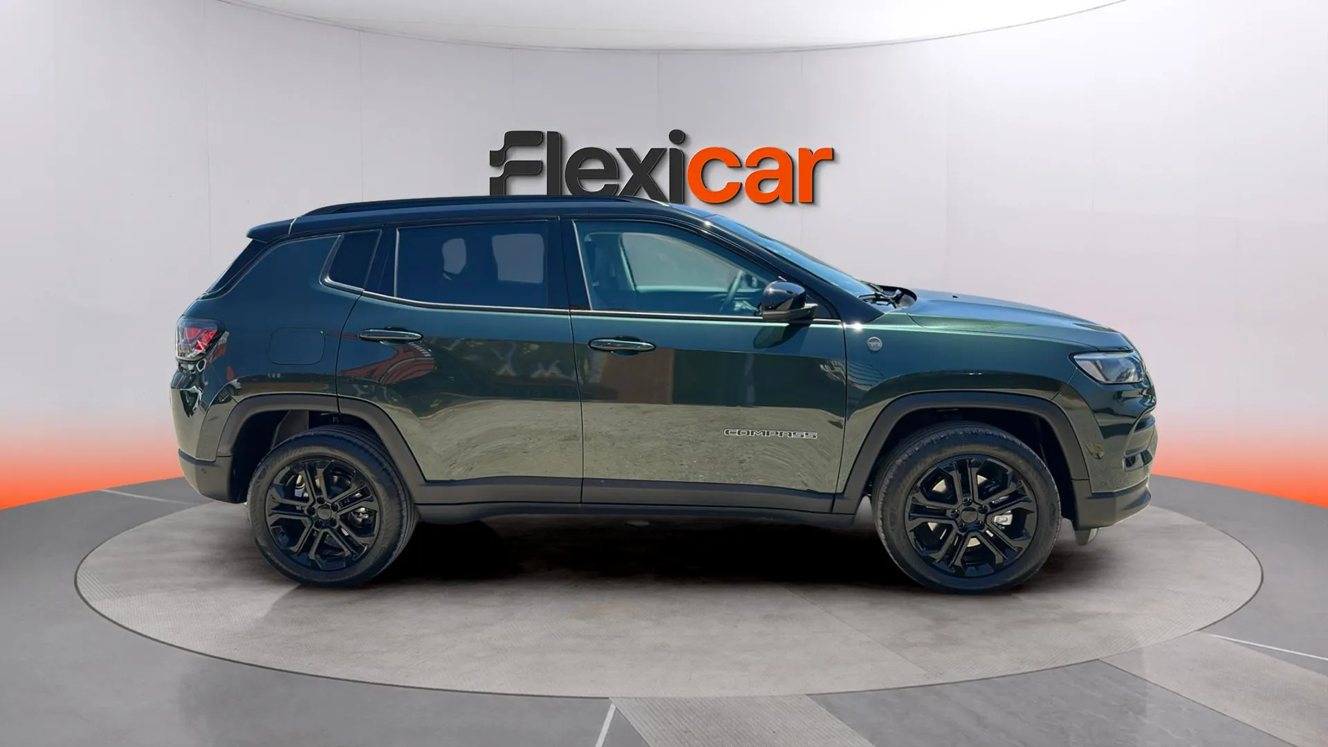 Jeep Compass eHybrid 1.5 MHEV North Star DCT - foto 8
