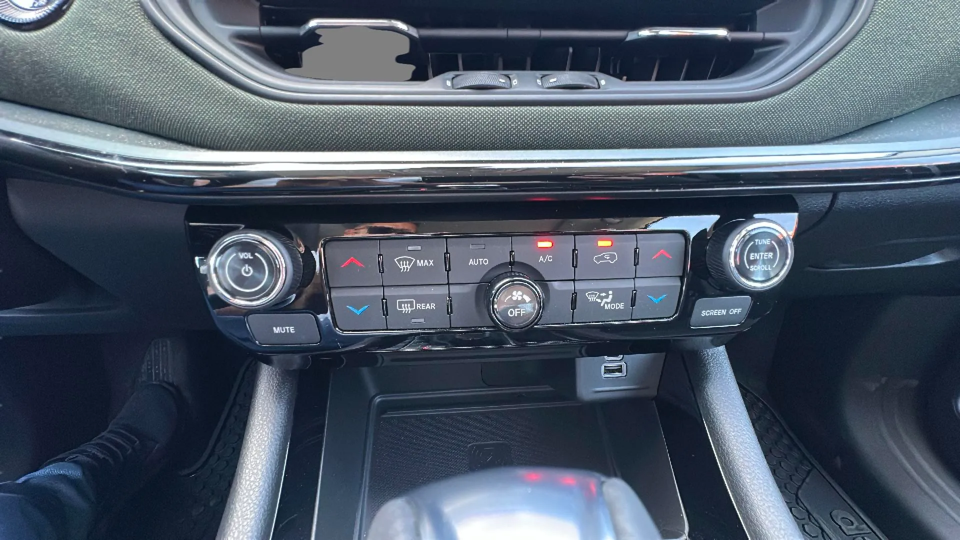 Jeep Compass eHybrid 1.5 MHEV North Star DCT - foto 13