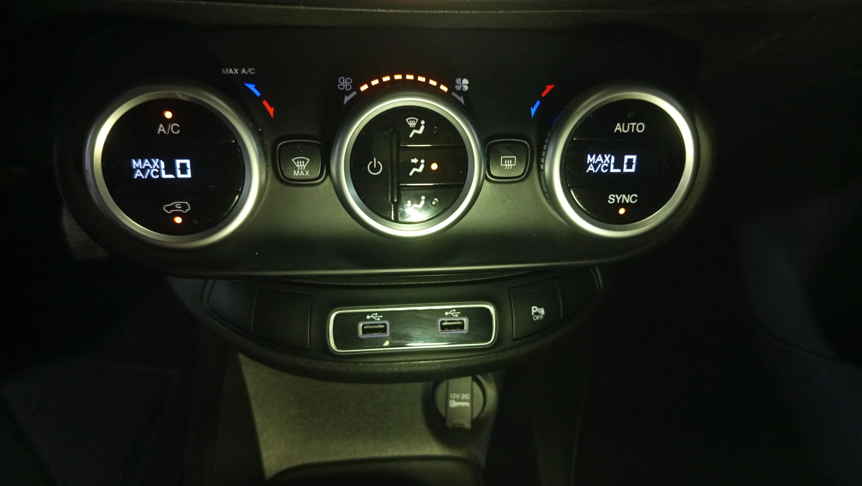 Fiat 500X Connect 1,0 Firefly T3 - foto 15