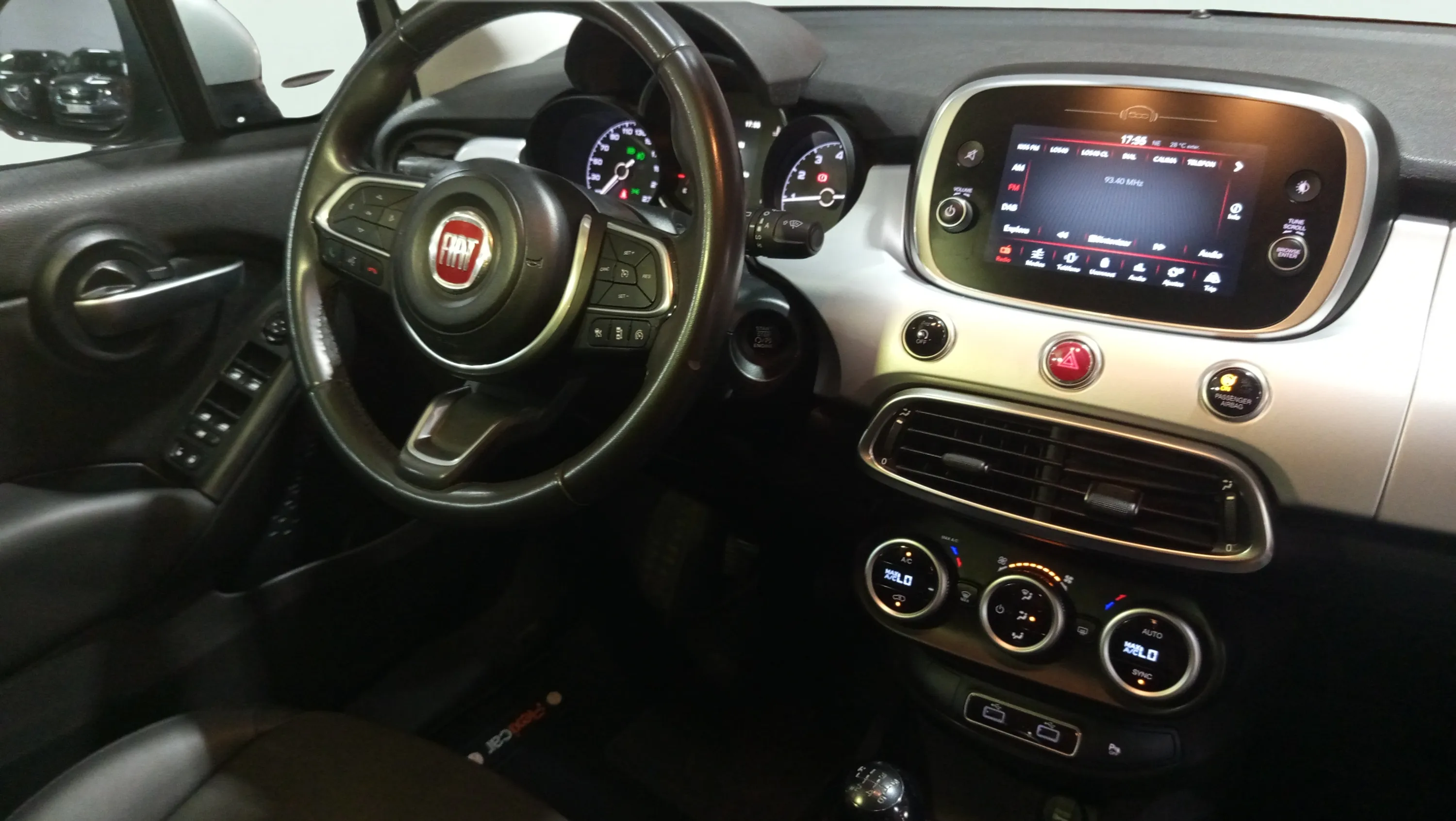 Fiat 500X Connect 1,0 Firefly T3 - foto 27